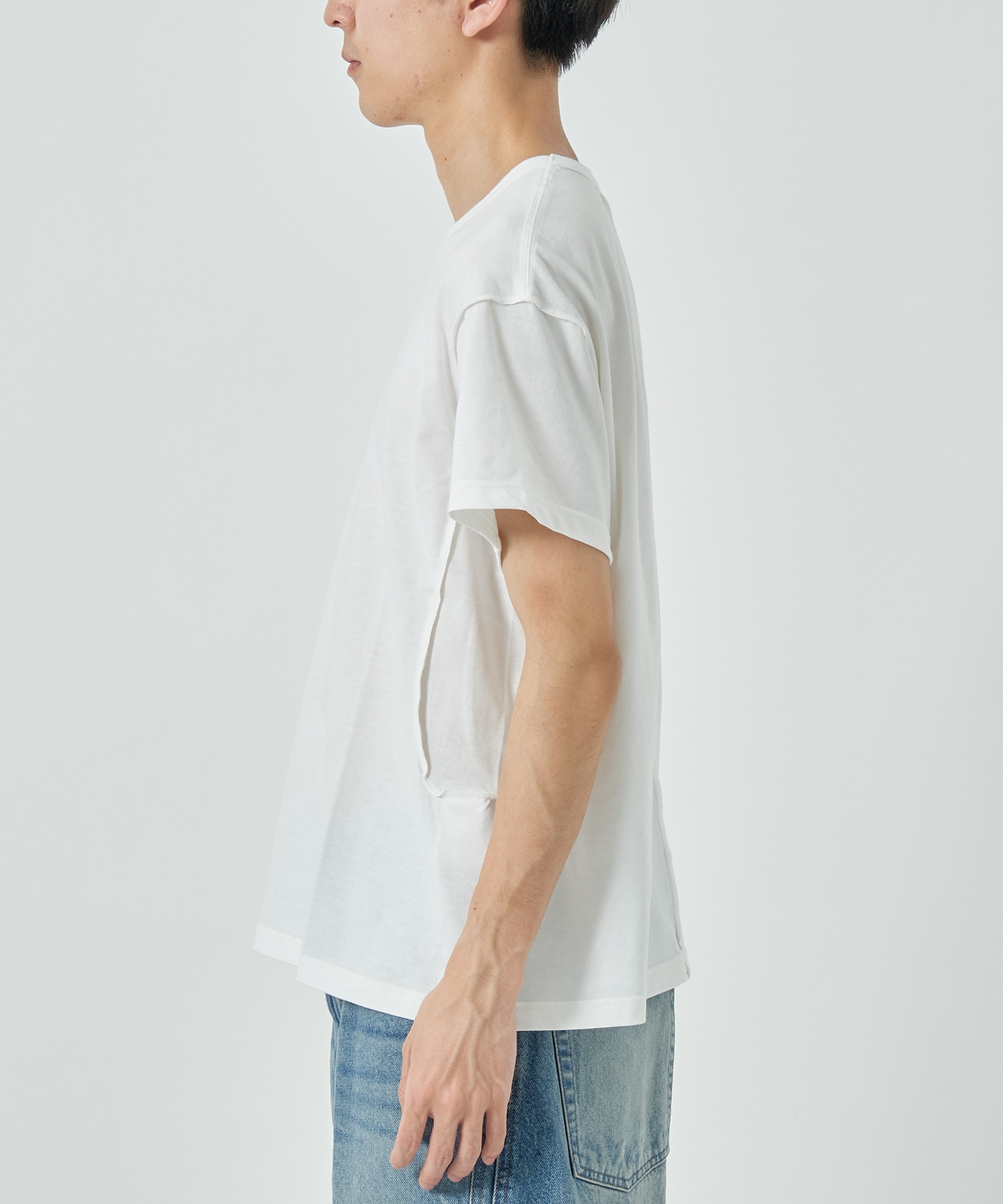 HALF SLEEVE T-SHIRT NVRFRGT