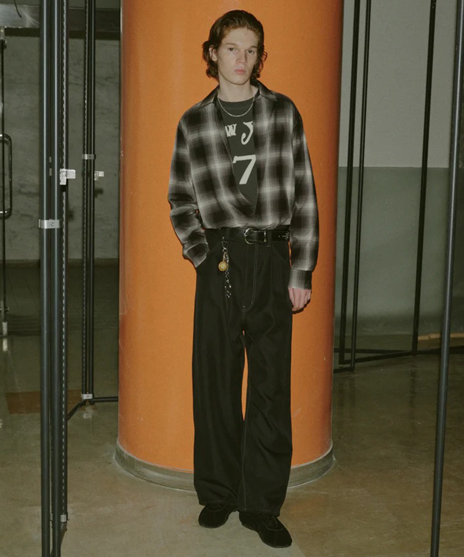 WIDE ONE TUCK STRAIGHT PANTS JieDa