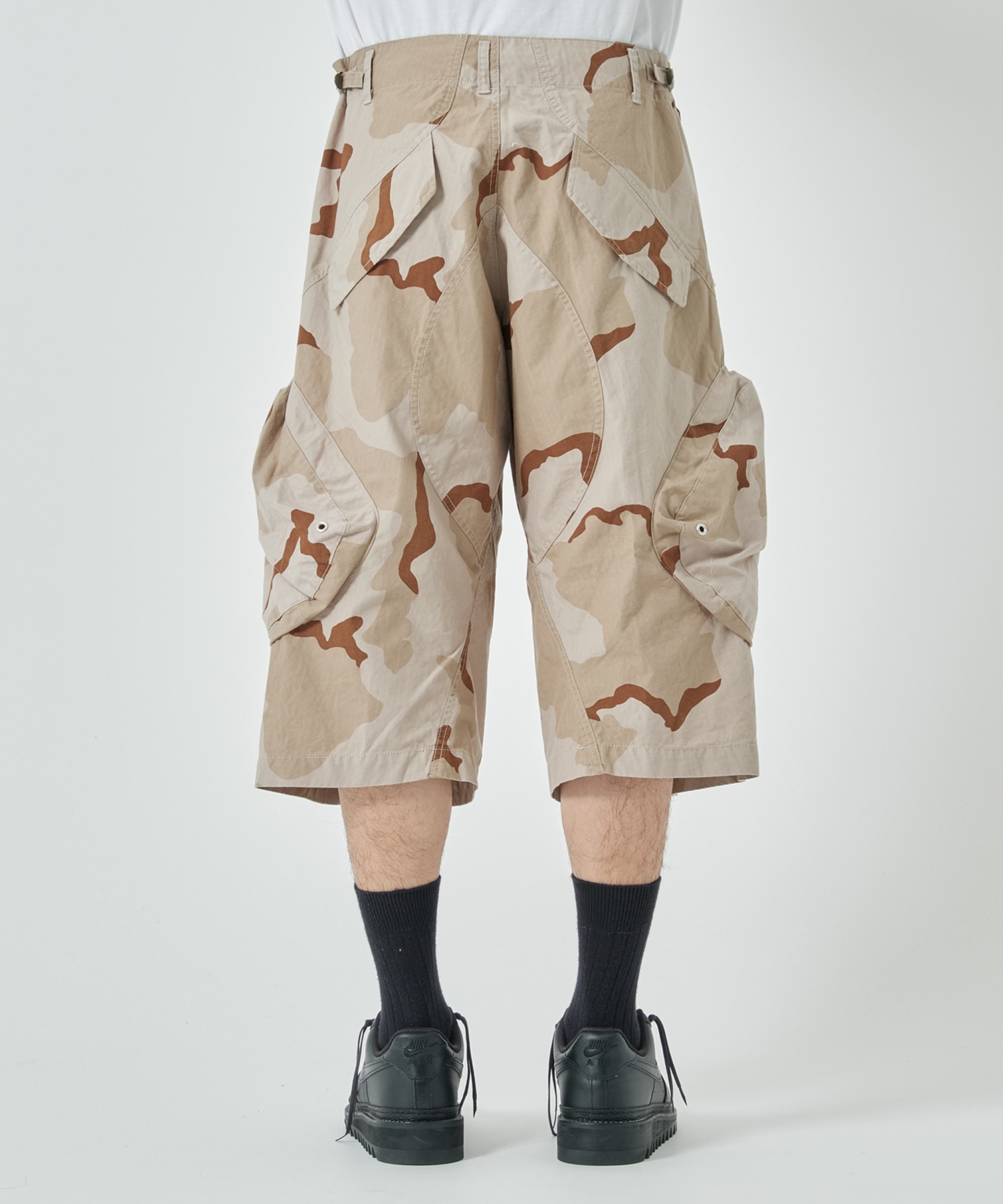 3D TWISTED CARGO SHORTS NVRFRGT