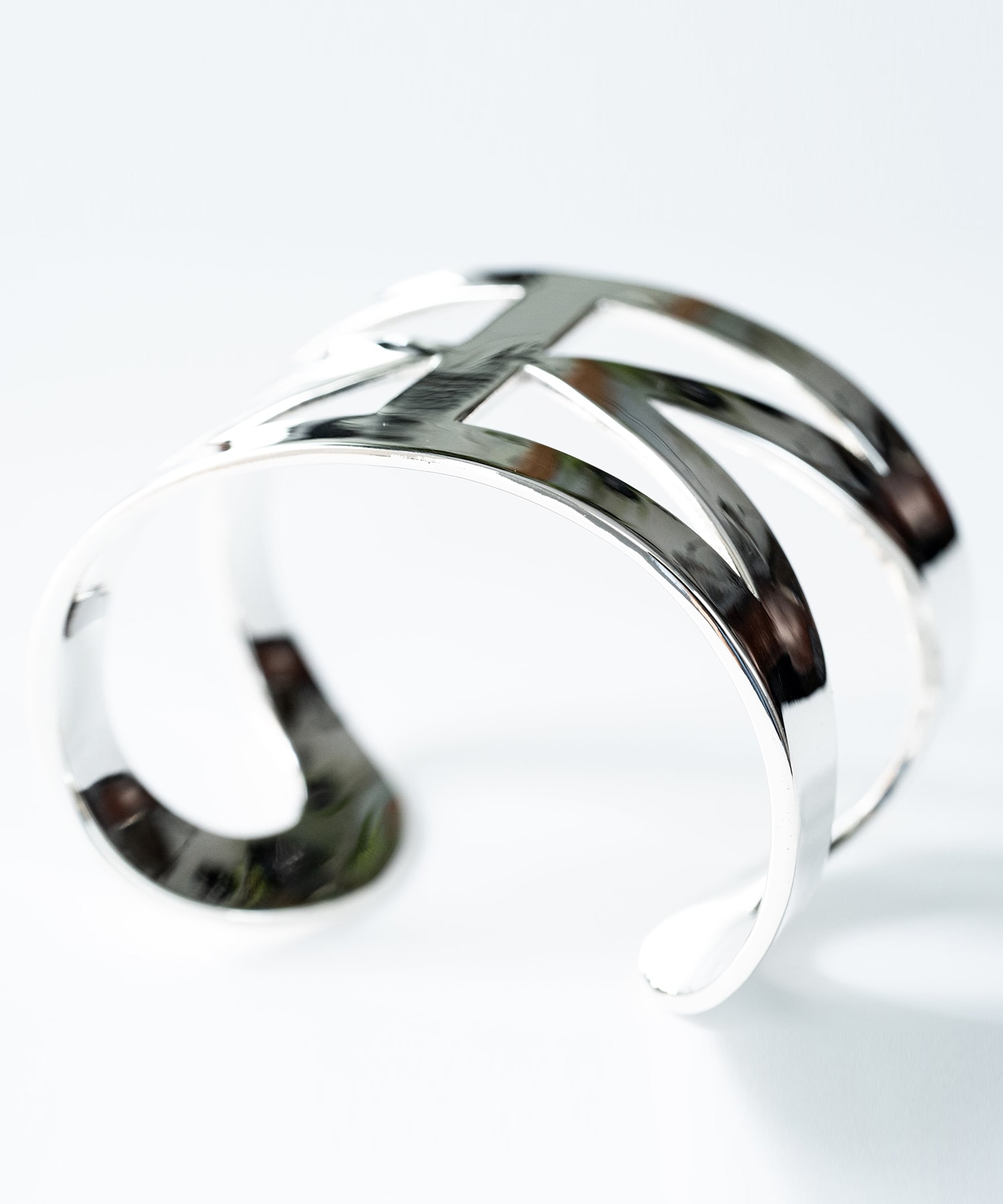 BN-057 See through Mobius bangle WAKAN SILVER SMITH