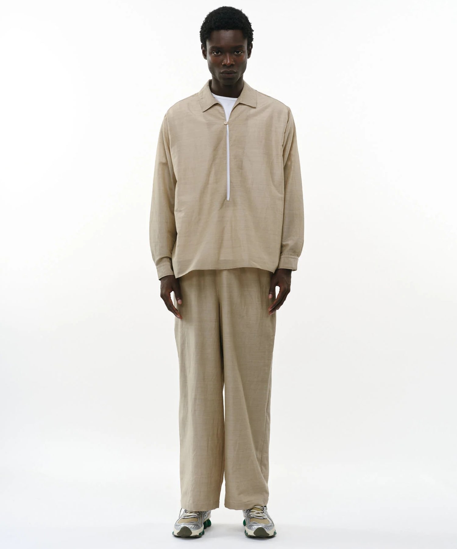 ウールシルクフェザークロス / ワイドシリンダーフィットイージーパンツ MARKAWARE/marka