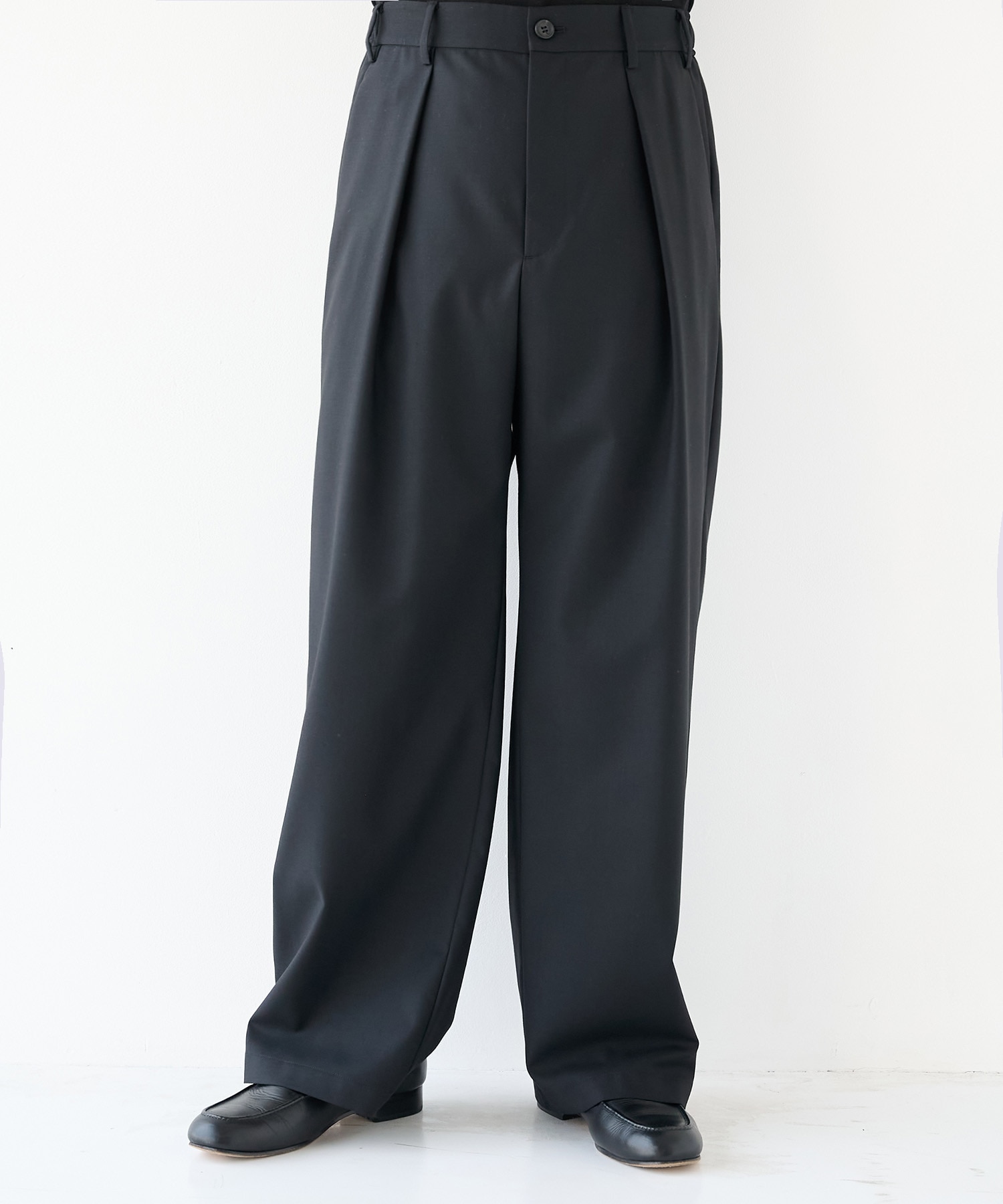Non-Mulesed Summer Wool Slacks STUDIOUS