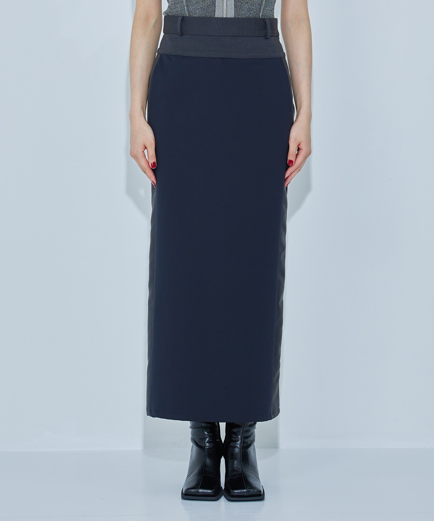 Super Stretch Tight Skirt STUDIOUS