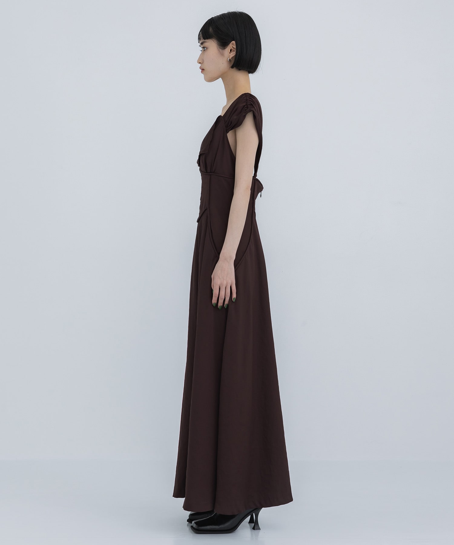 EMBROIDERED V-NECK MIDI DRESS FETICO