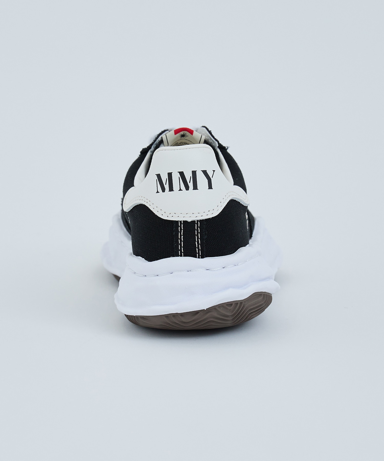 BLAKEY Low original sole canvas low top sneakers Maison MIHARA YASUHIRO