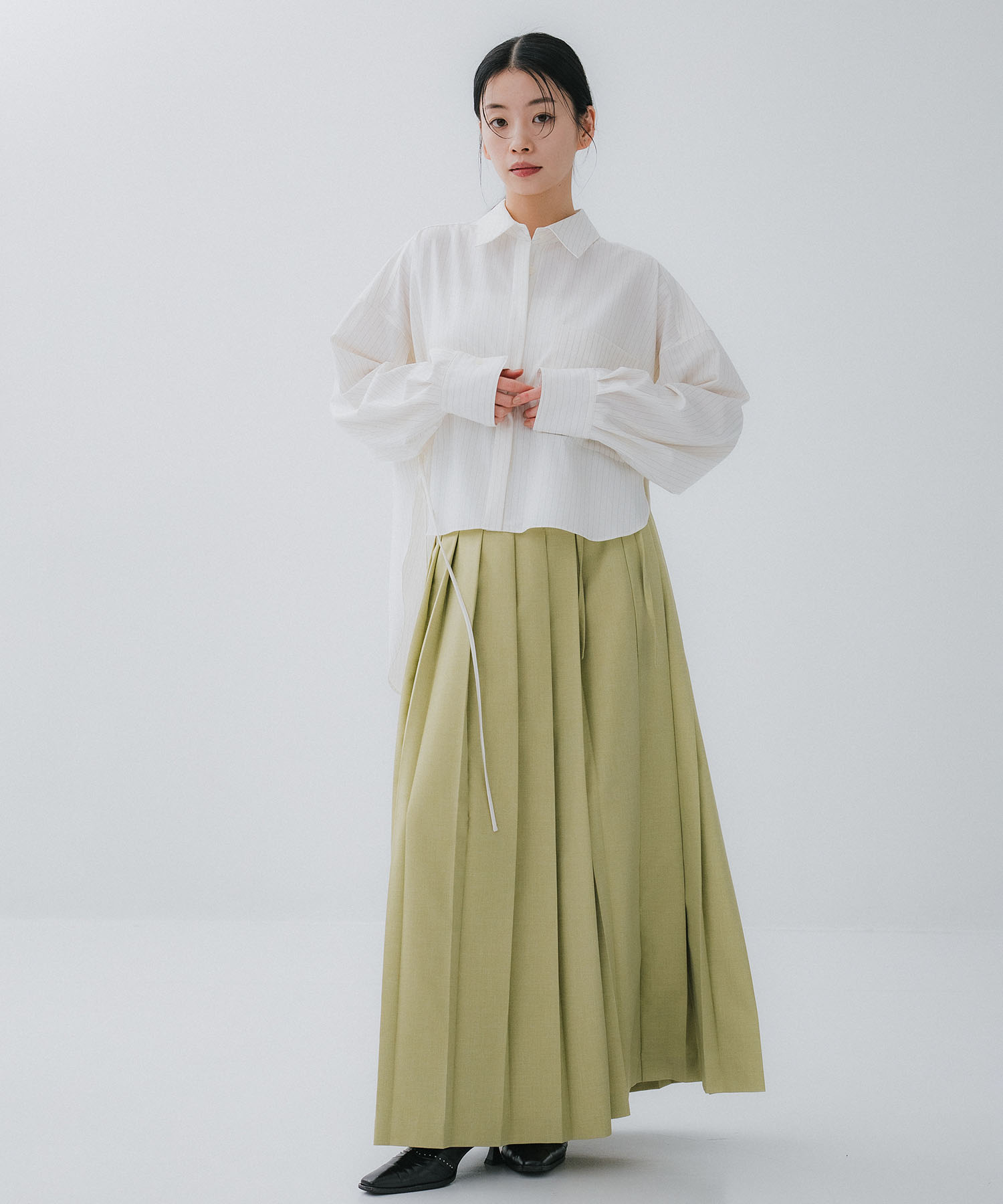 SHORT JACKET WITH PLEATS WRAP SKIRT AMERI