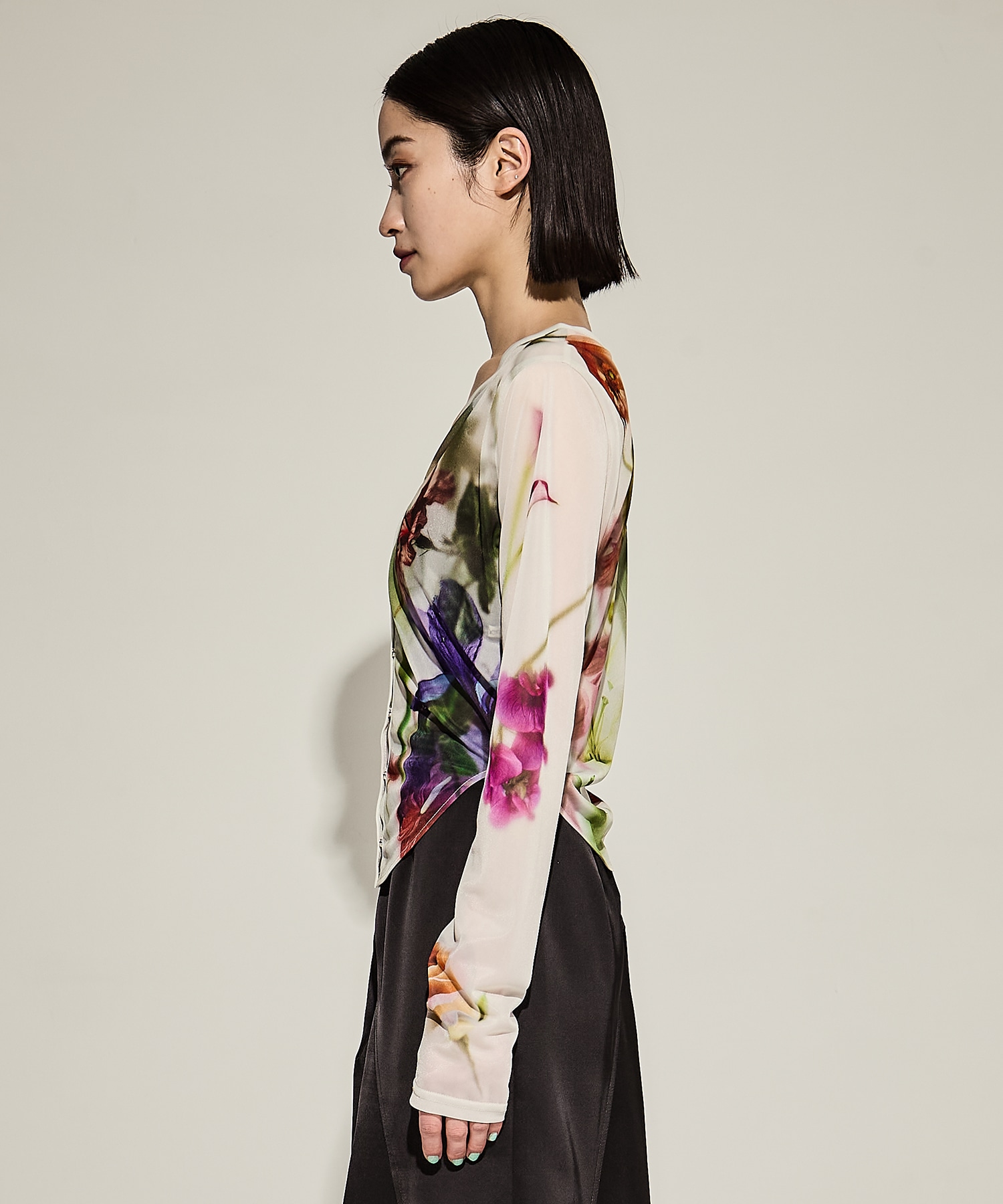 2WAY SMOKE FLOWER SHEER TOP AMERI