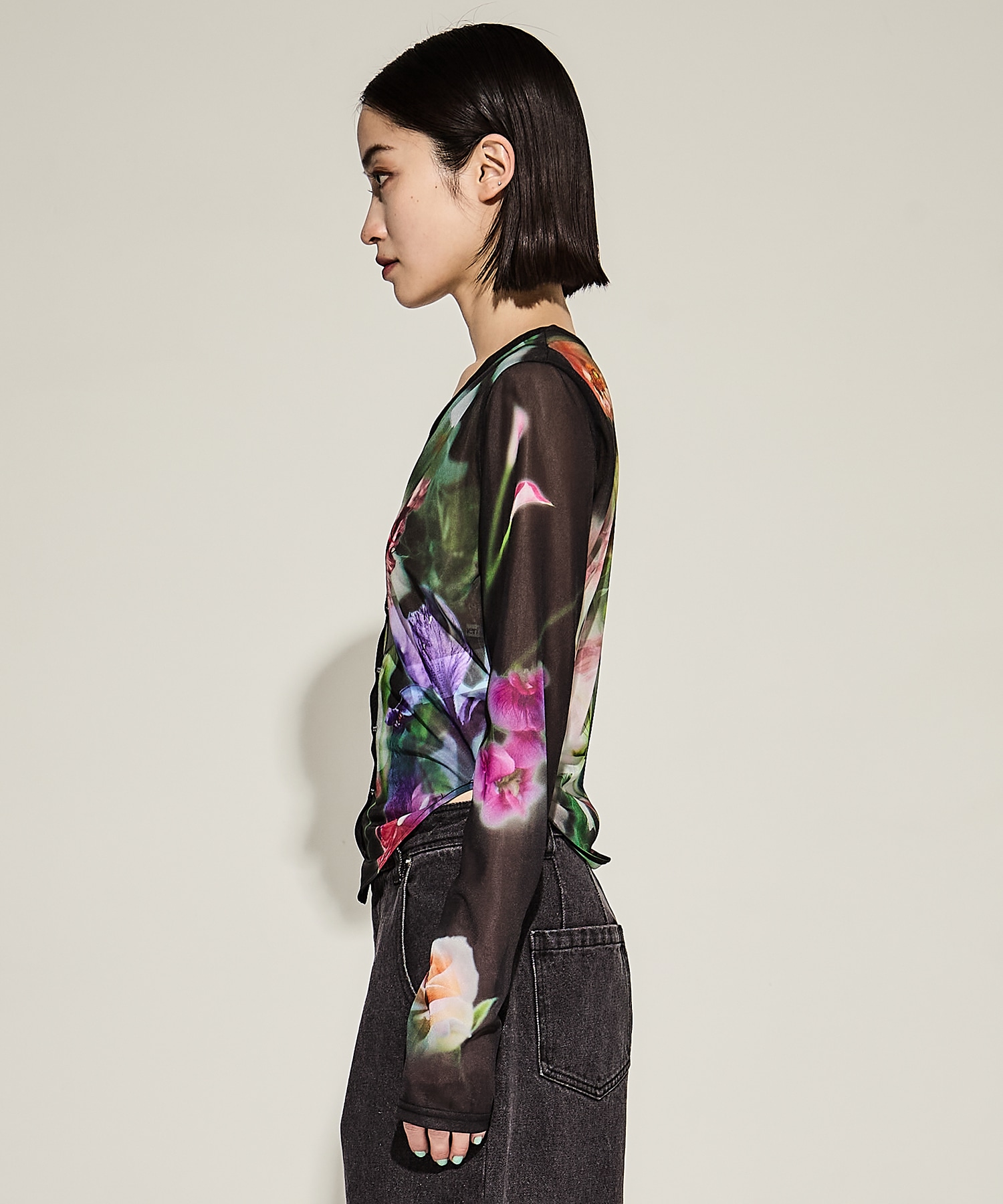 2WAY SMOKE FLOWER SHEER TOP AMERI