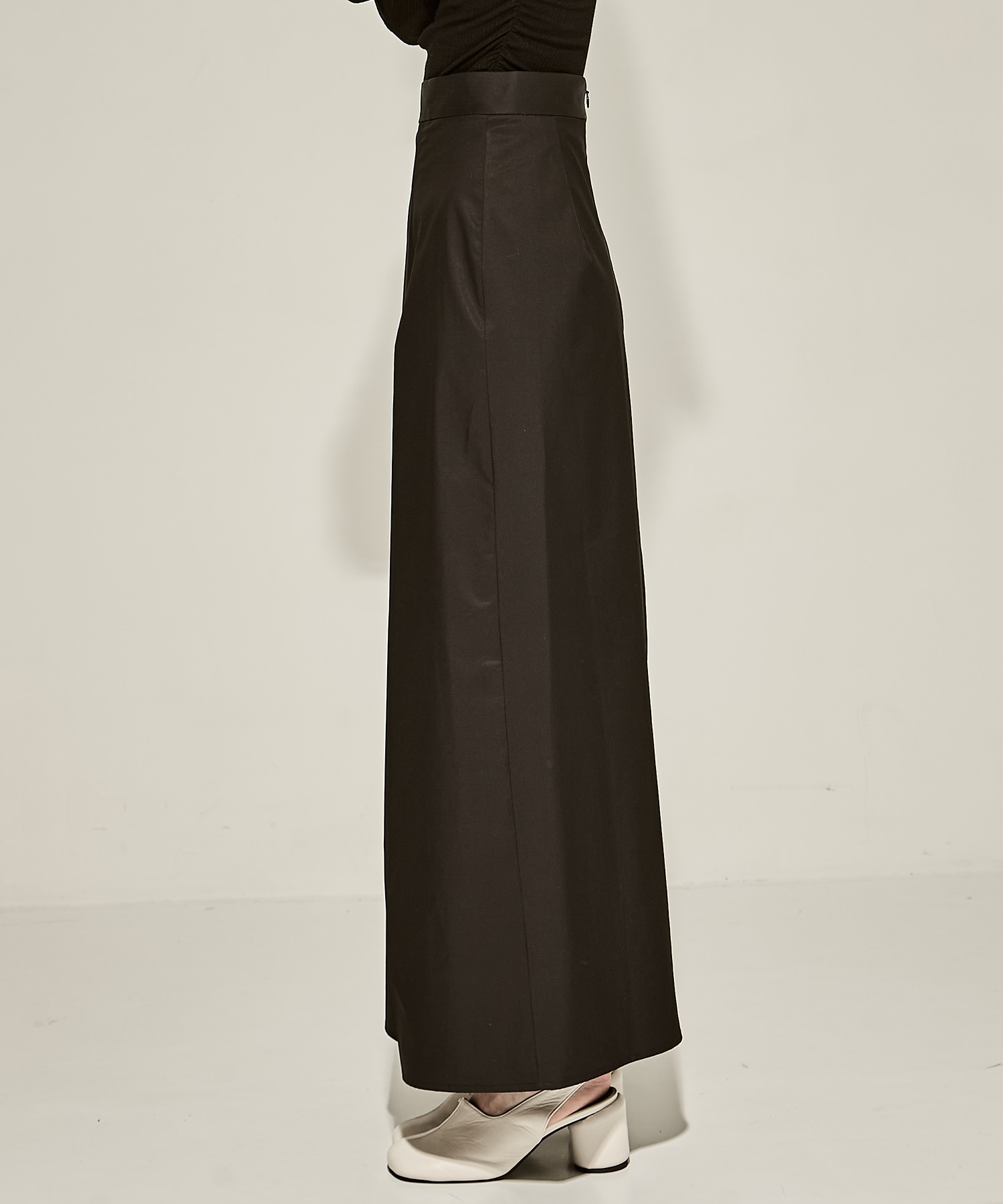 SUPIMA C/PE/PU ZIP SKIRT CINOH