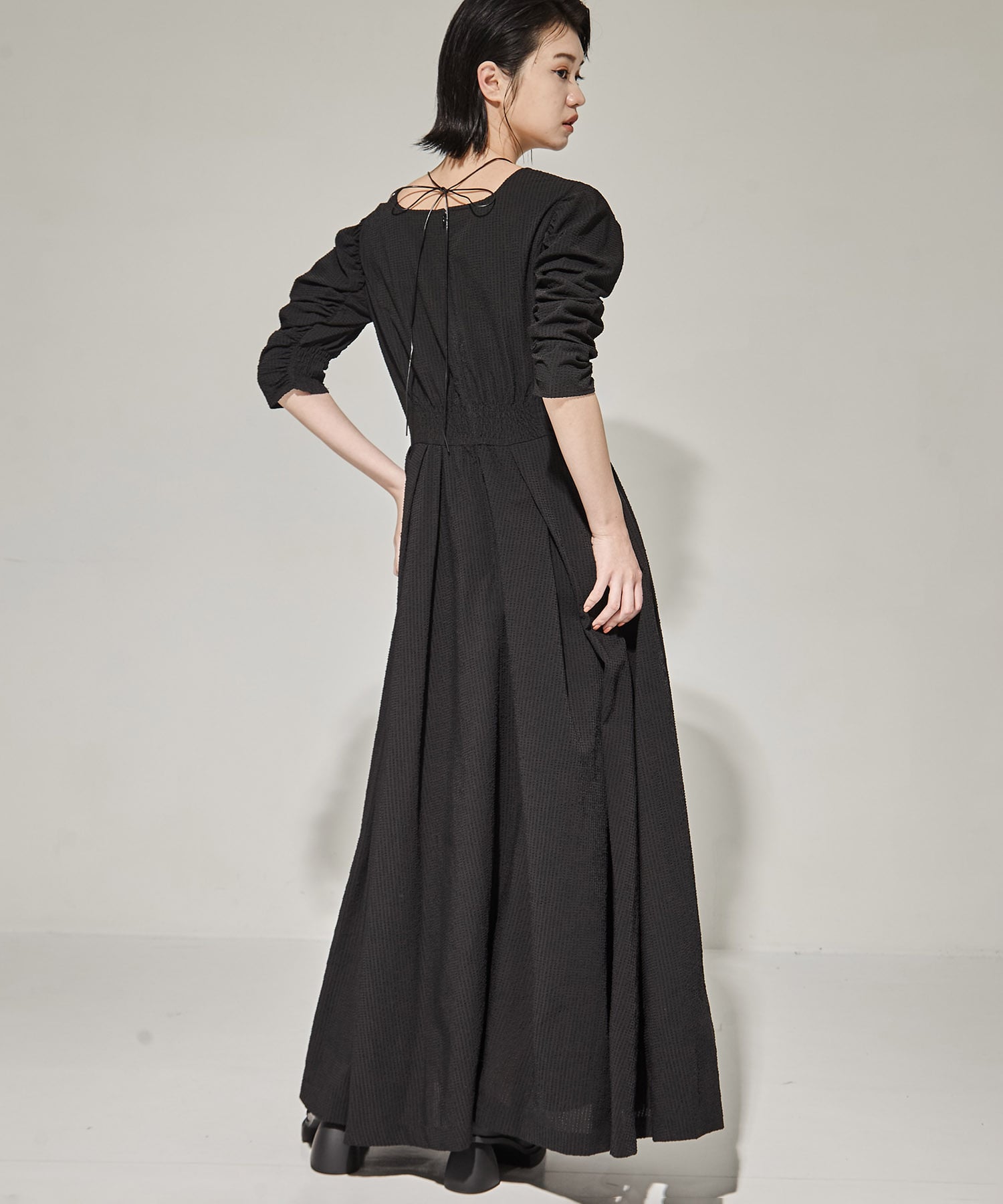 SEERSUCKER VOLUME HEM DRESS AMERI