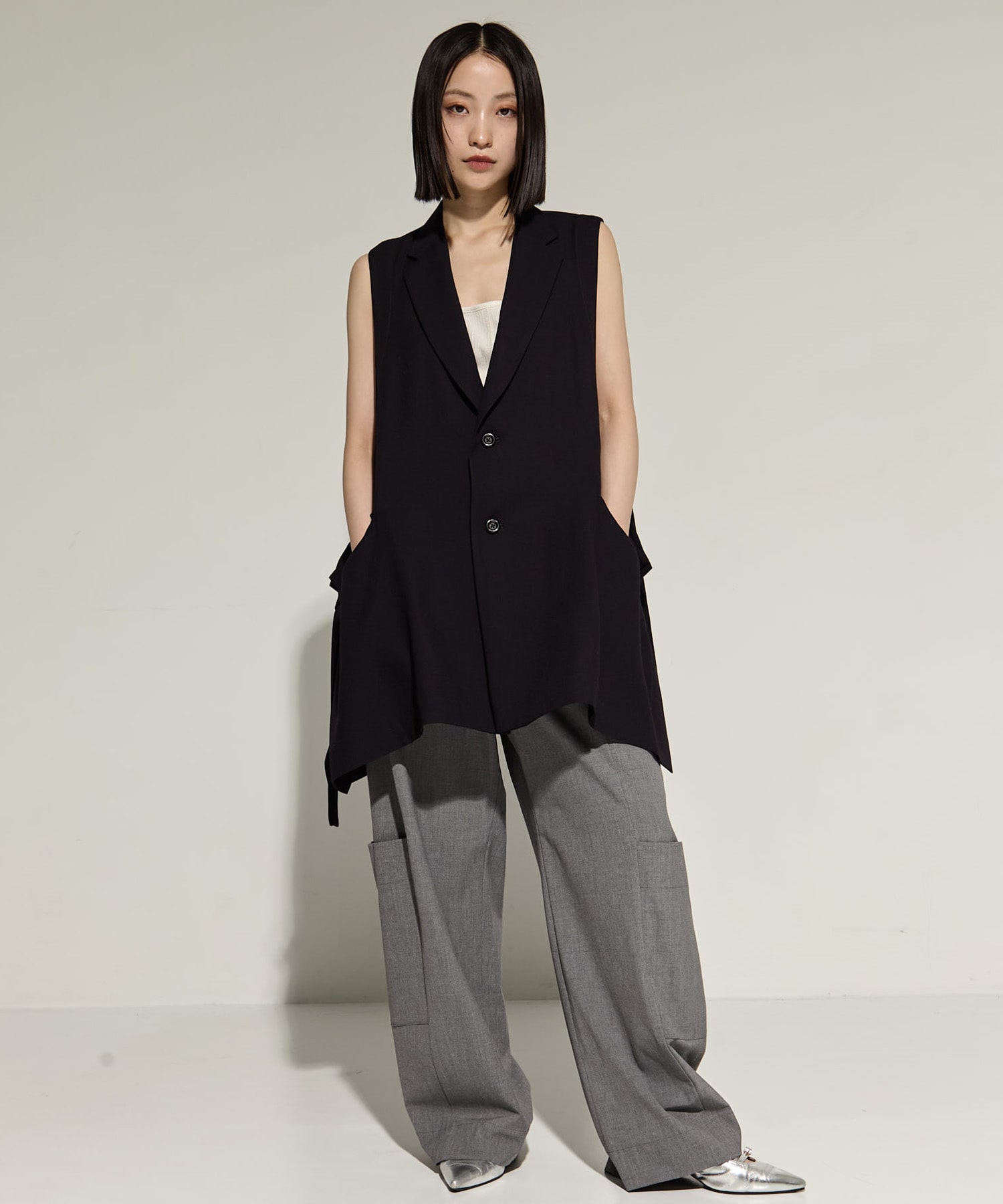 Barrel Leg Cargo Trousers STUDIOUS