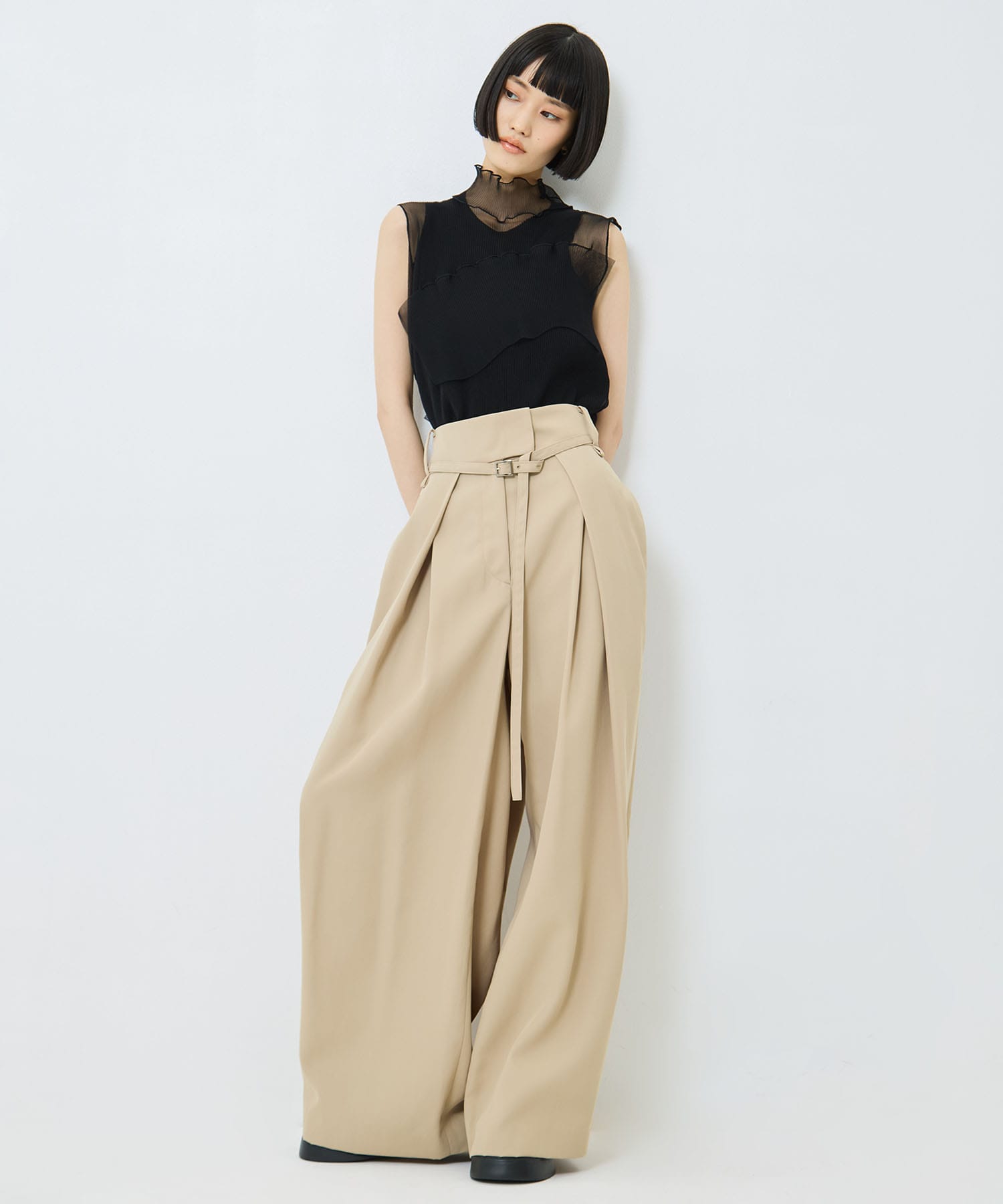 Back Asymmetry Chino Pants STUDIOUS