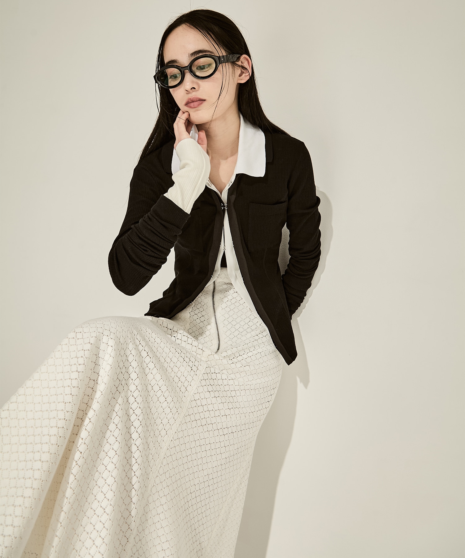 × BLANC OVAL TELEVISION-CUT GLASSES FETICO