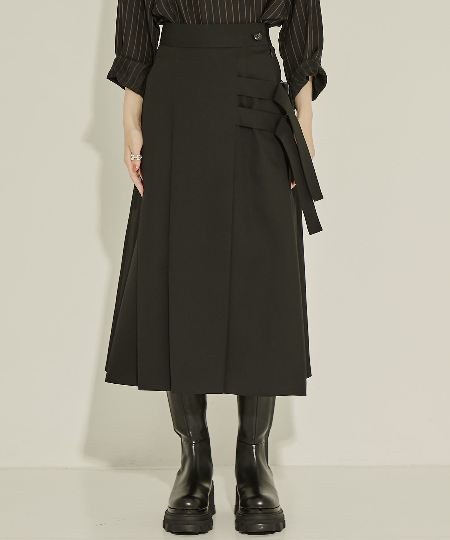 Double Belt Pleats SKT UJOH