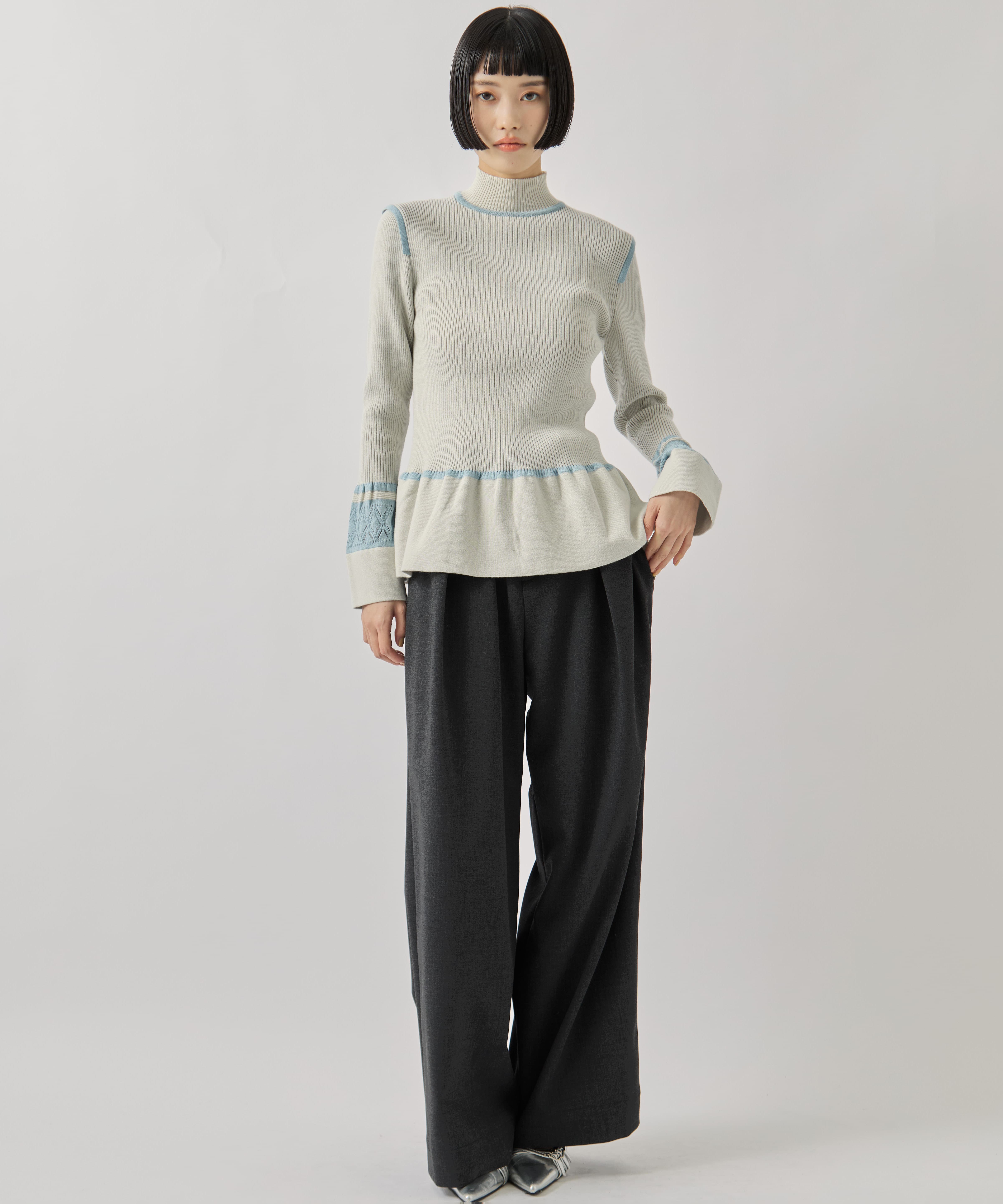 LACE FLARE KNIT TAN