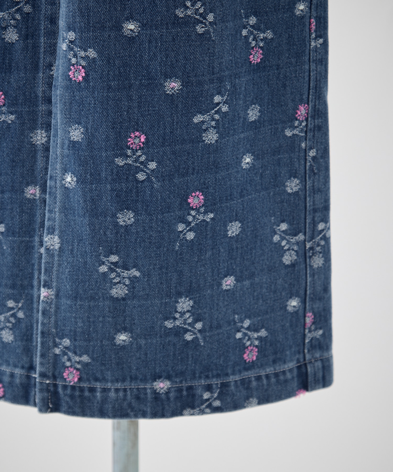 Floral Jacquard High Waisted Denim Skirt Mame Kurogouchi