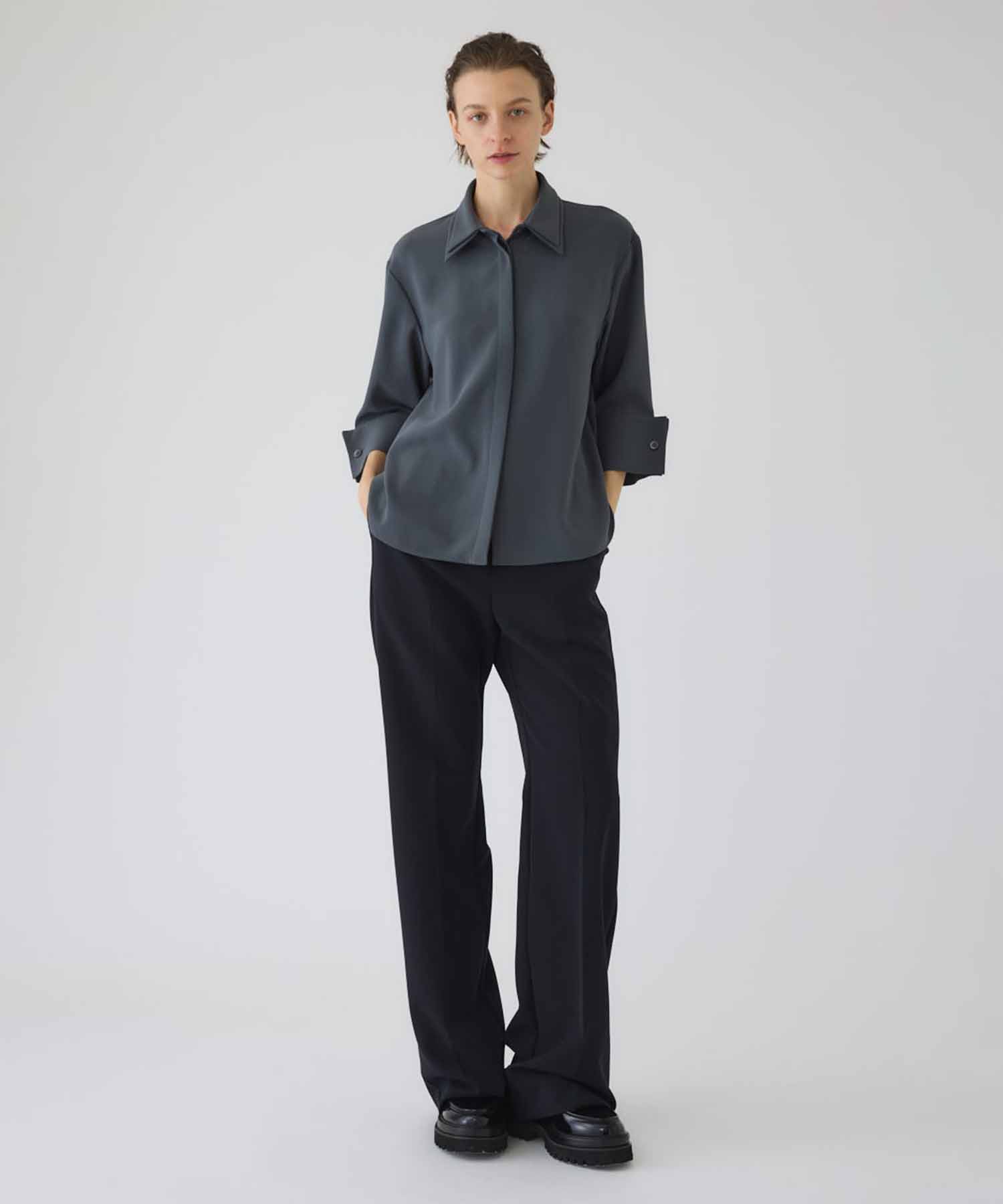 W-collar classical blouse RIM.ARK