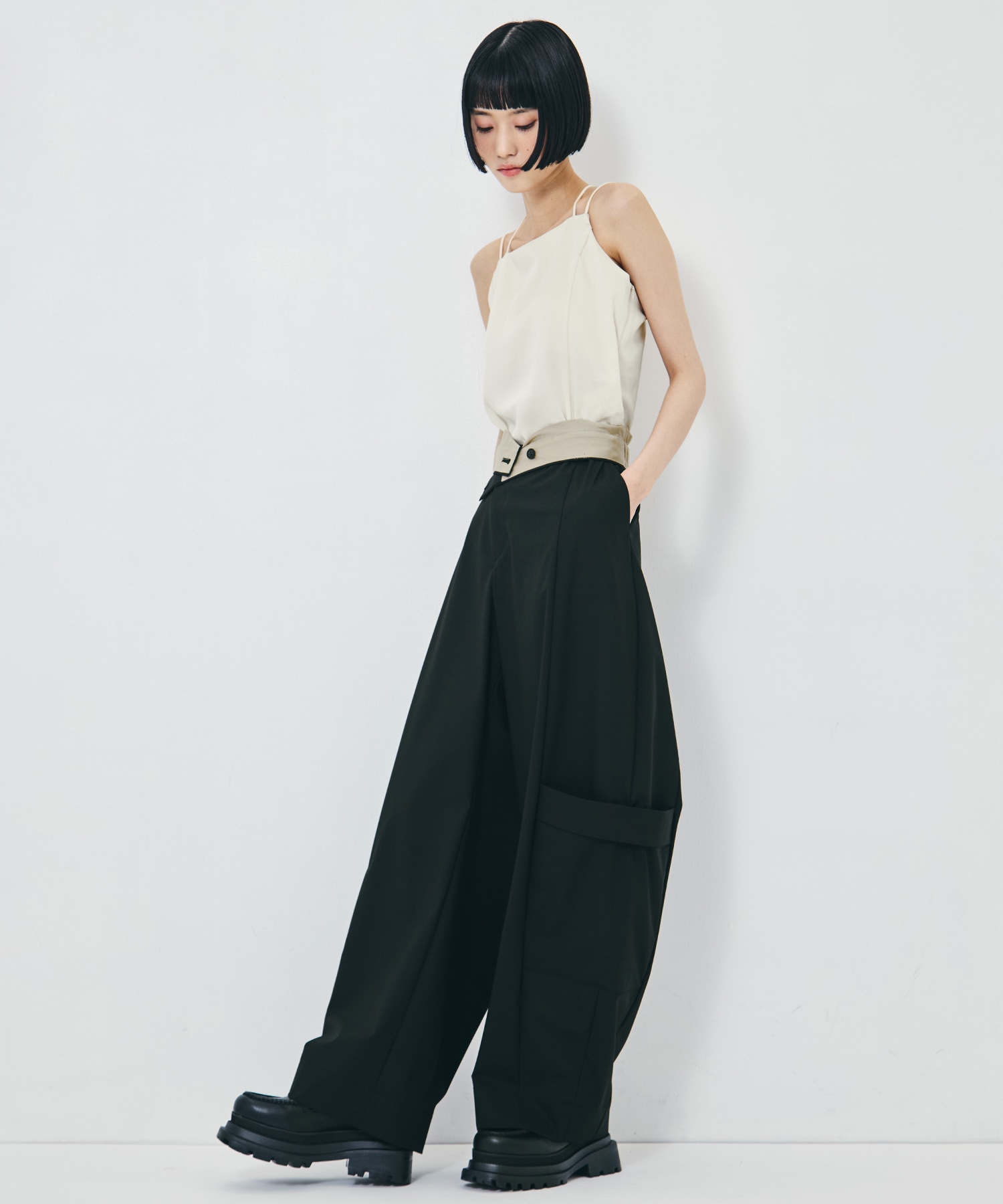 Soft Barrel Leg Flap Cargo Trousers STUDIOUS