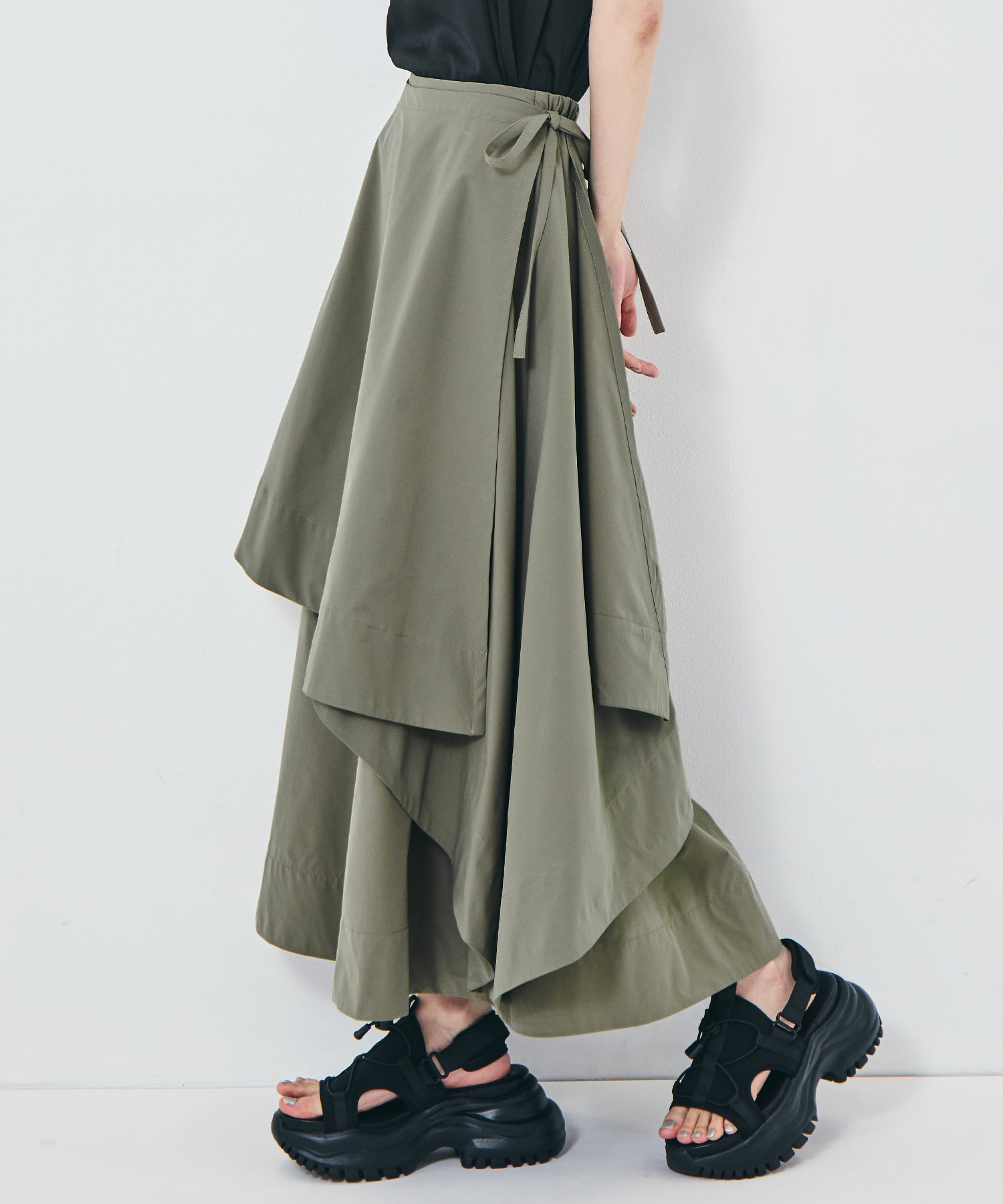 Asymmetry Wrap Layer Skirt STUDIOUS