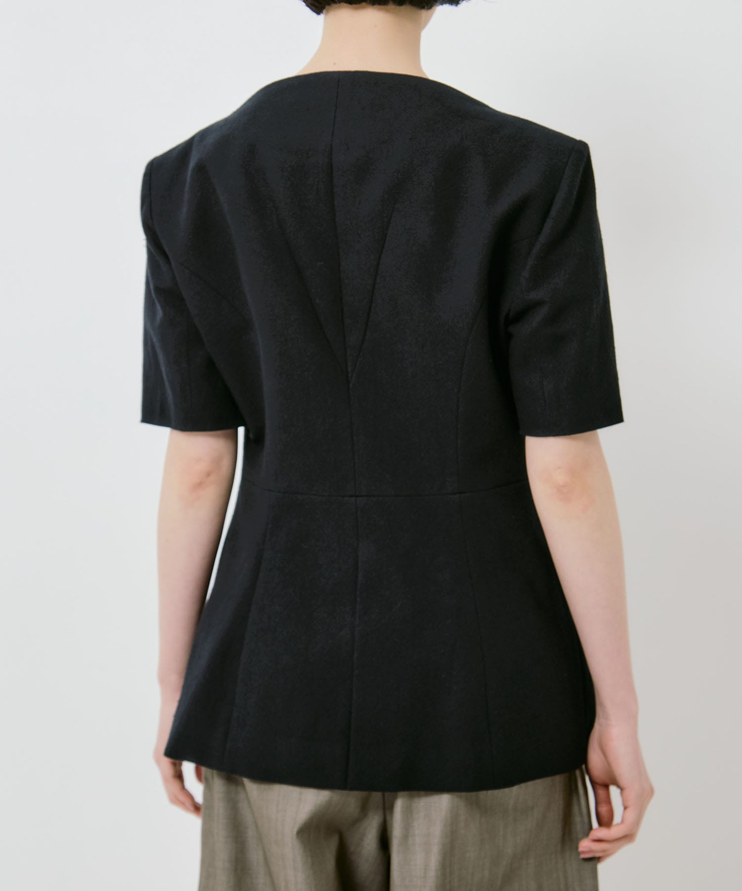 Sesilia half sleeve jacket AKIRANAKA