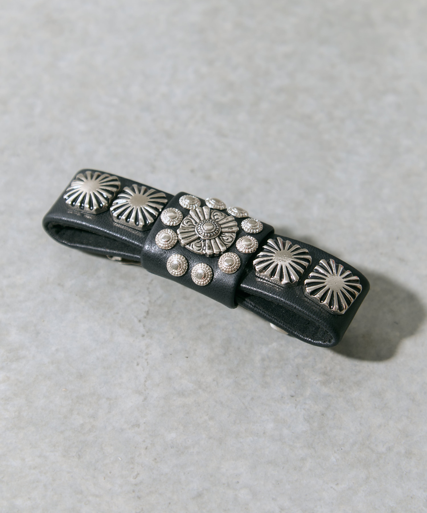 Concho leather barrette TOGA