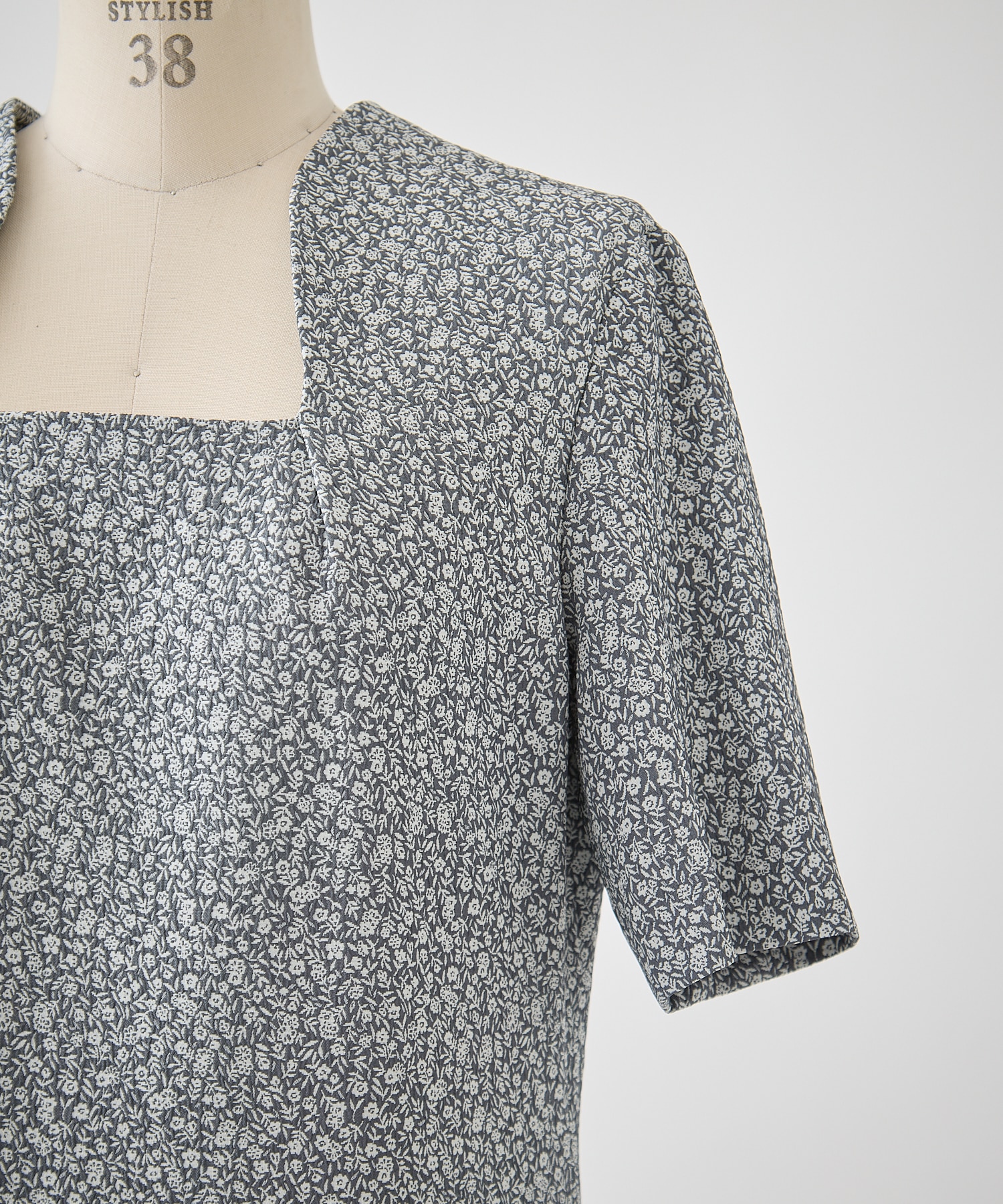 Floral Jacquard Square Neck Dress Mame Kurogouchi