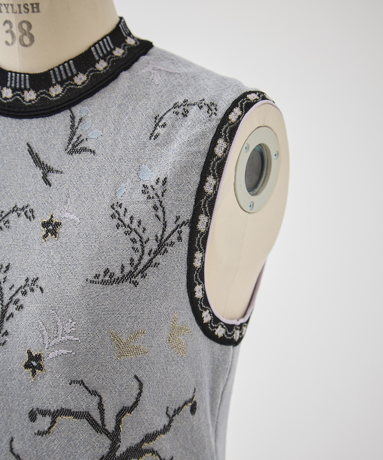 Layered Jacquard Sleeveless Knit Top Mame Kurogouchi
