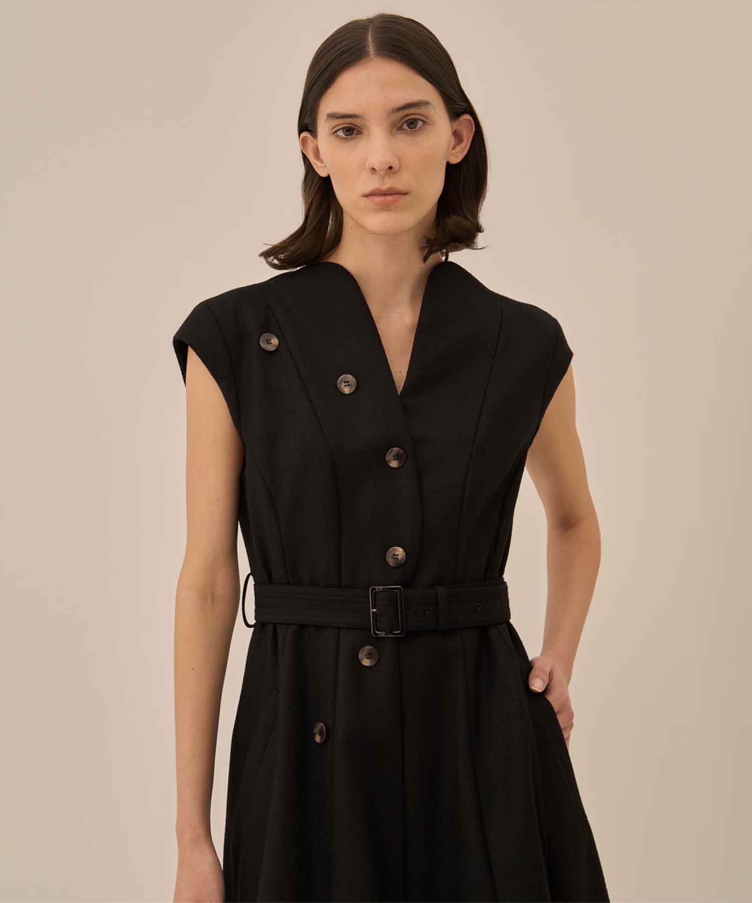 Sesilia dress AKIRANAKA