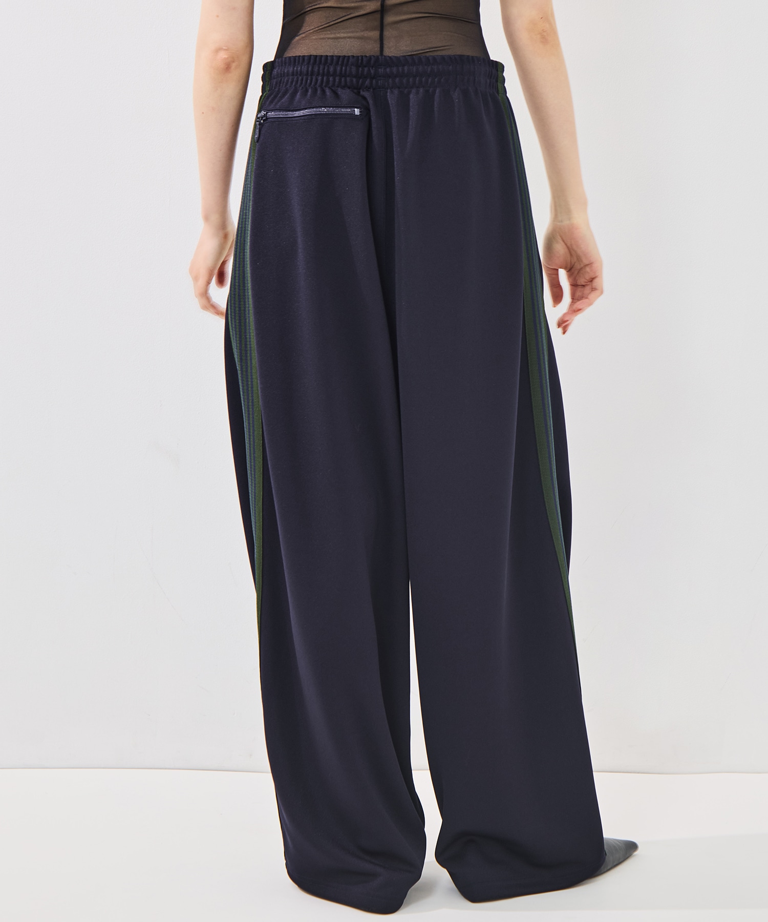 H.D Track Pant-Poly Smooth Needles