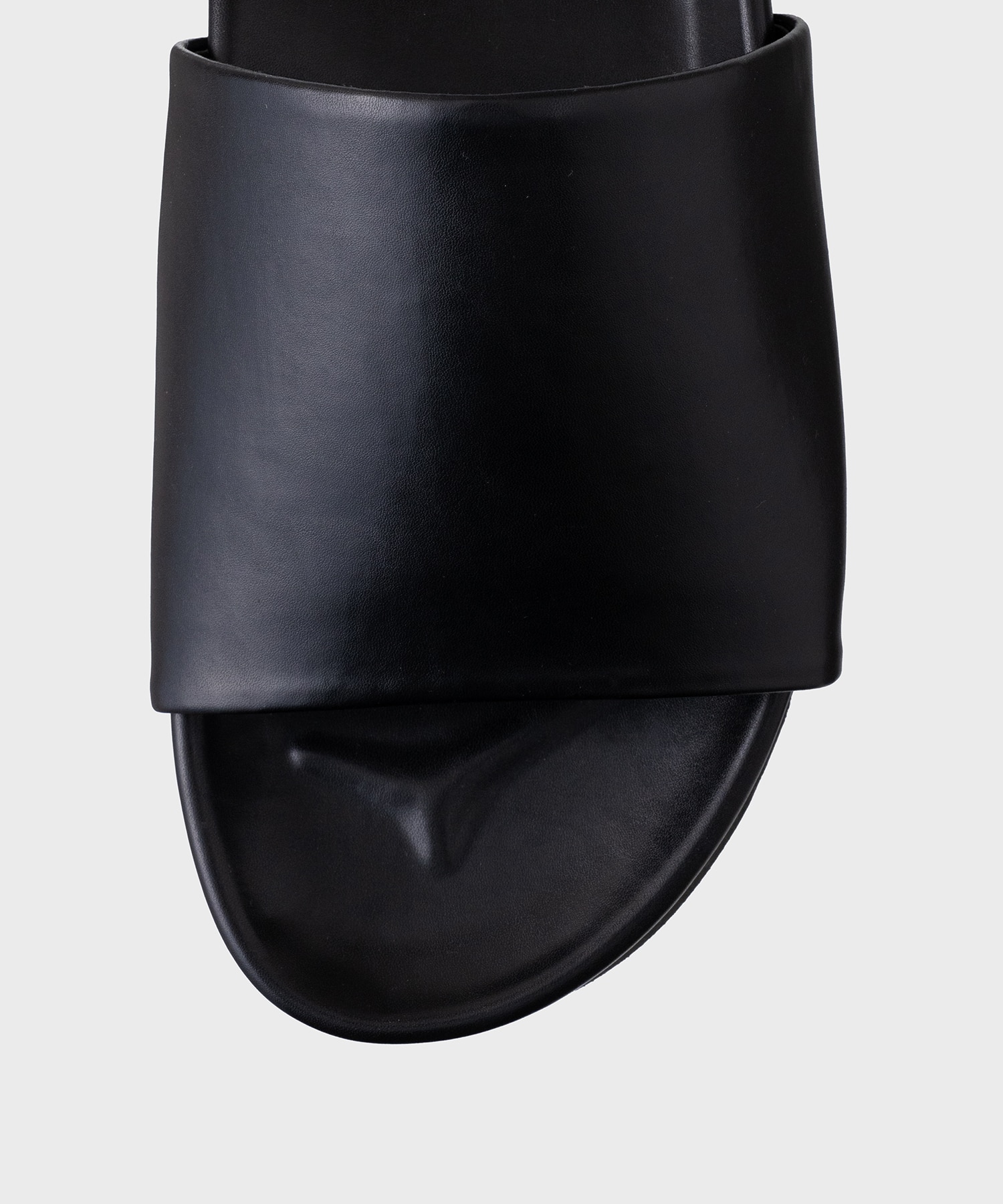 PLATFORM SHOWER SANDAL STUDIOUS