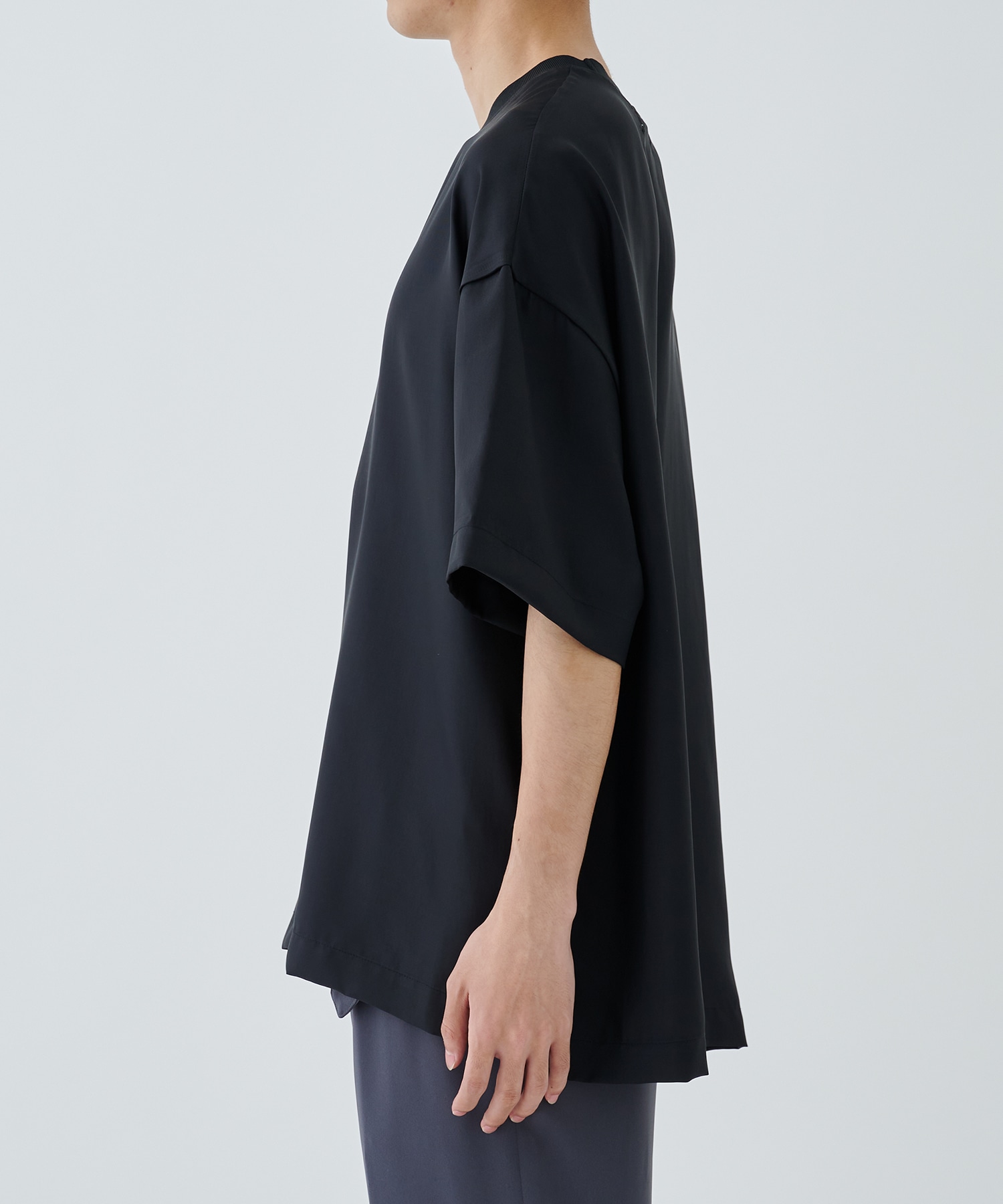 Silky Twill Simple Modern Rib Neck Pullover CULLNI