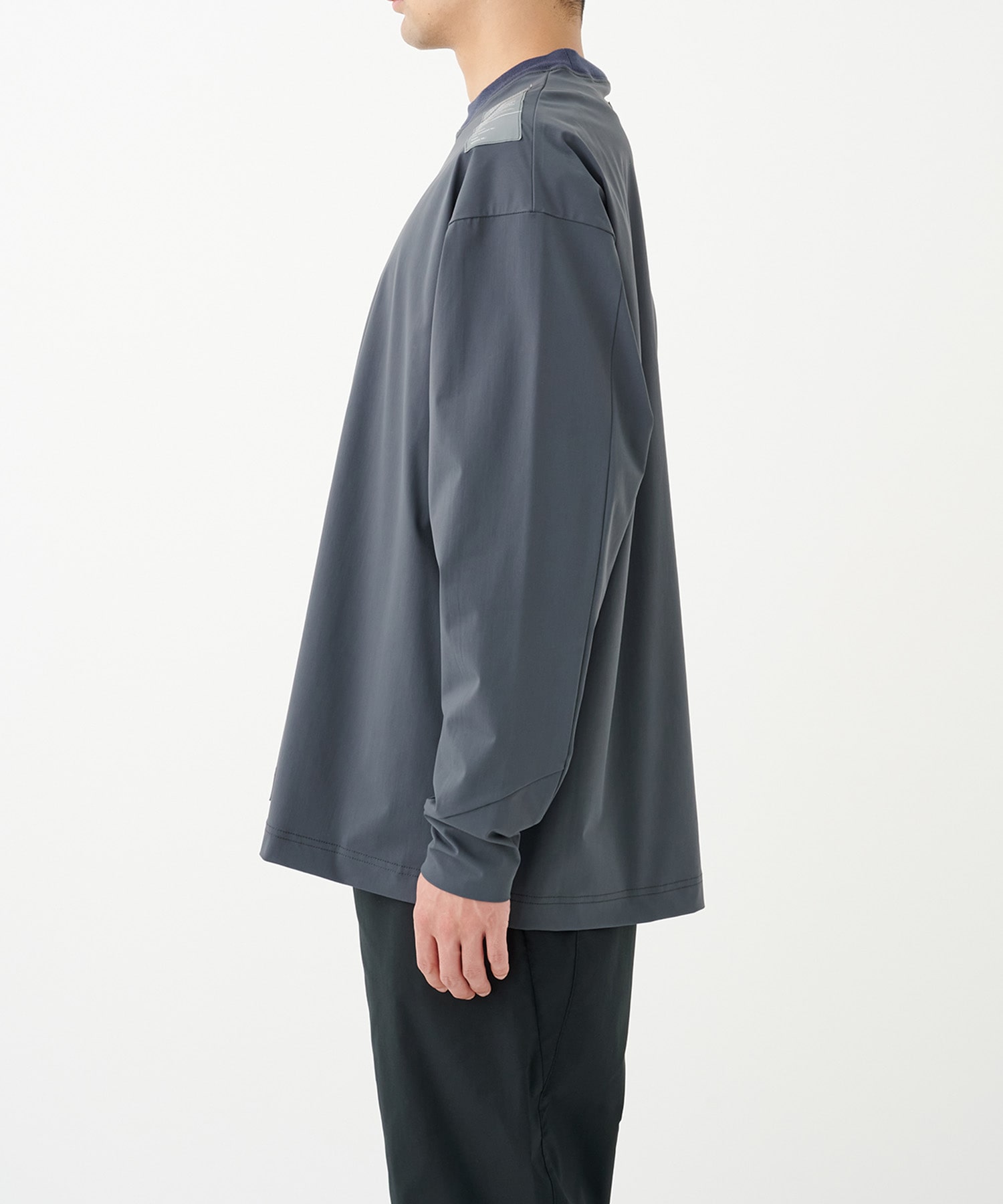 9251-CS07-012  CREWNWCK LONG SLEEVE N.HOOLYWOOD