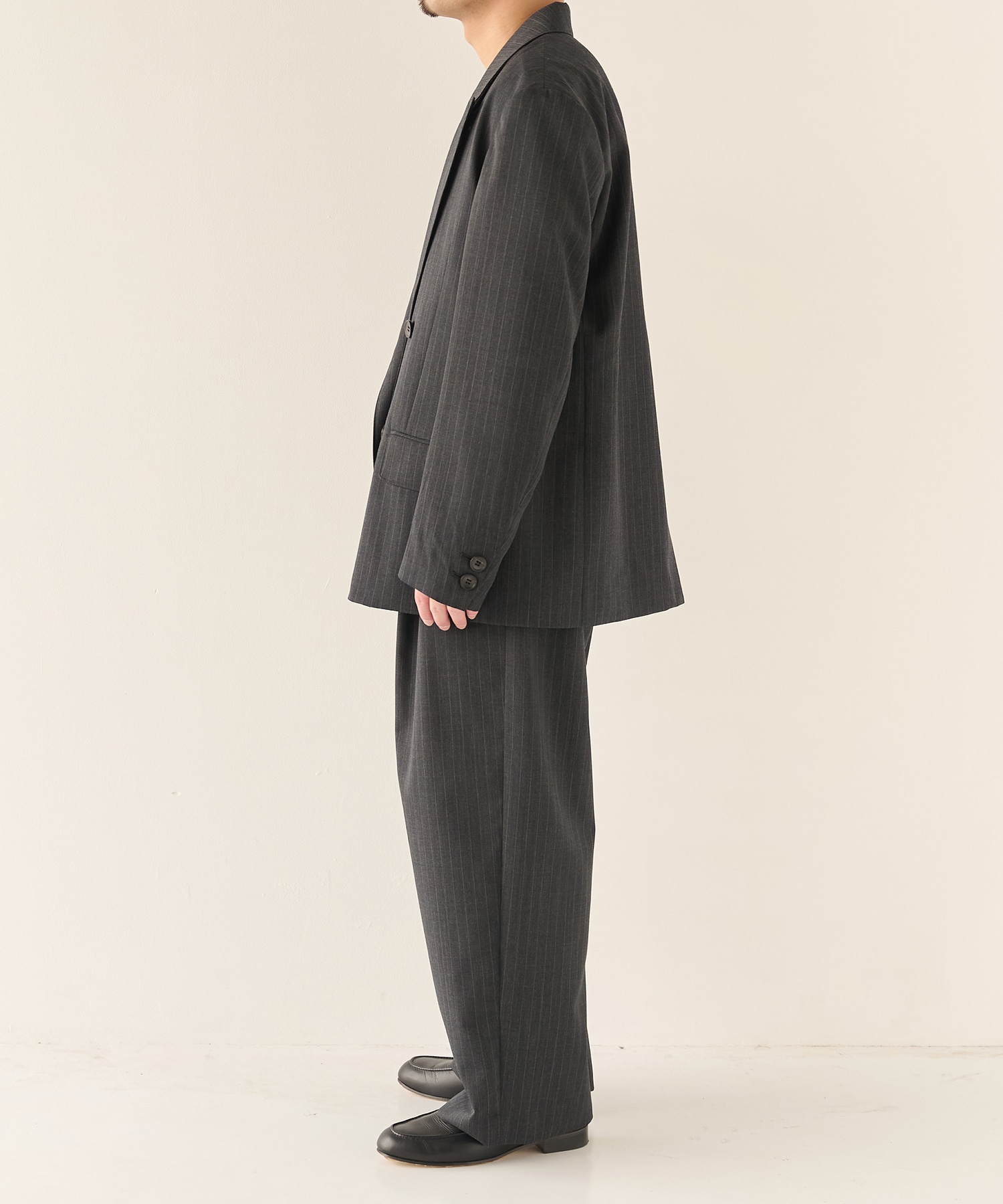 2Tuck Curve Slacks STUDIOUS