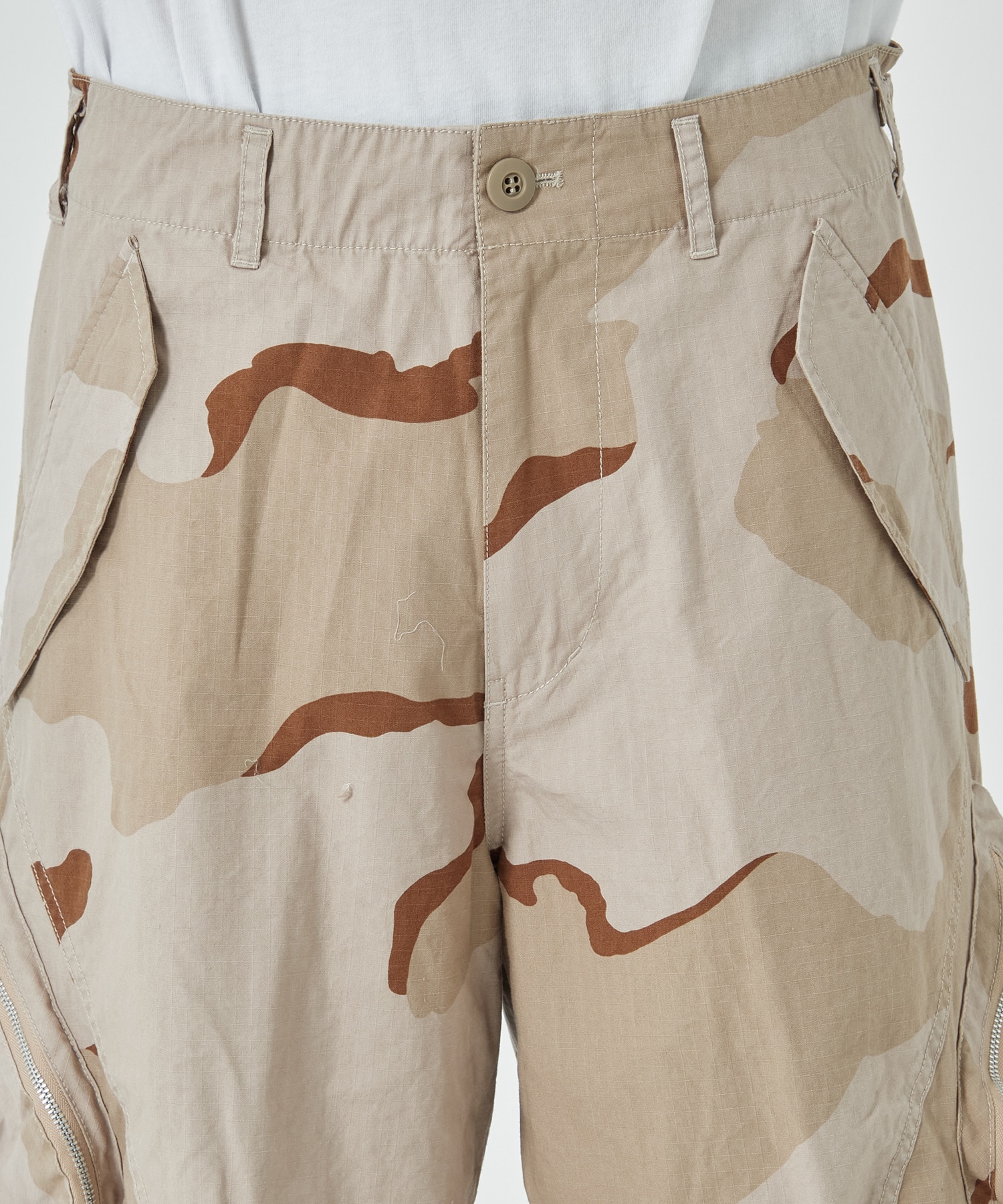 3D TWISTED CARGO SHORTS NVRFRGT