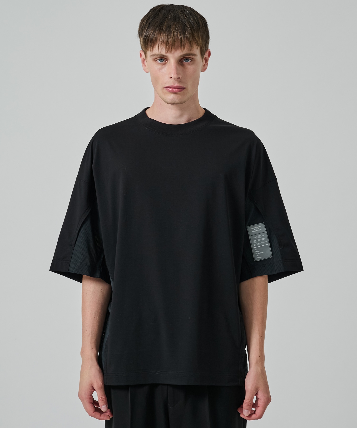 〈別注〉メッシュ切り替えミルスペックTEE N.HOOLYWOOD