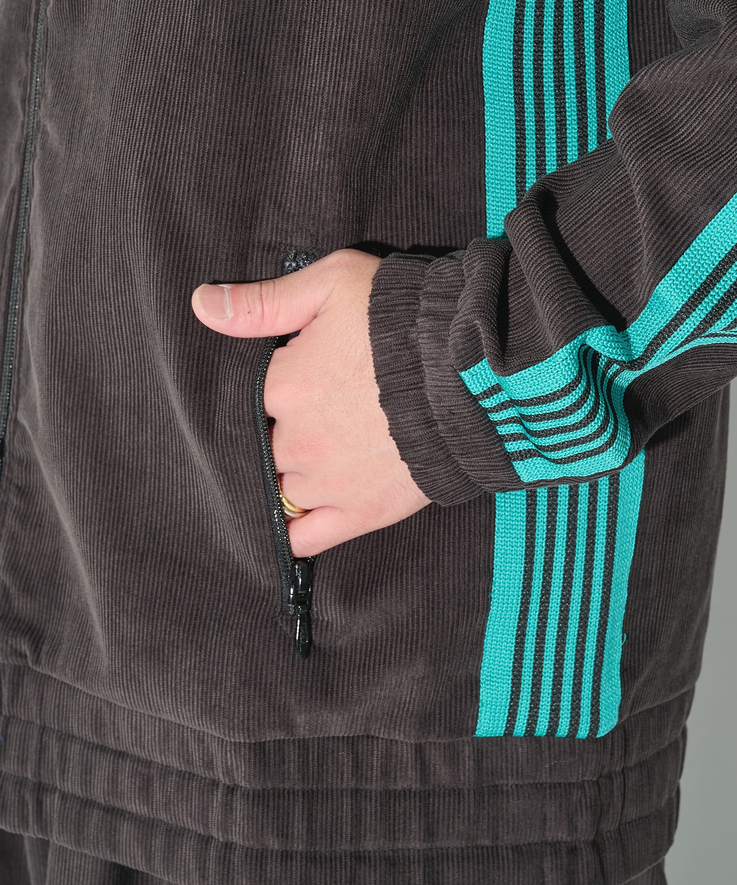別注 Track Jacket - Corduroy NEEDLES
