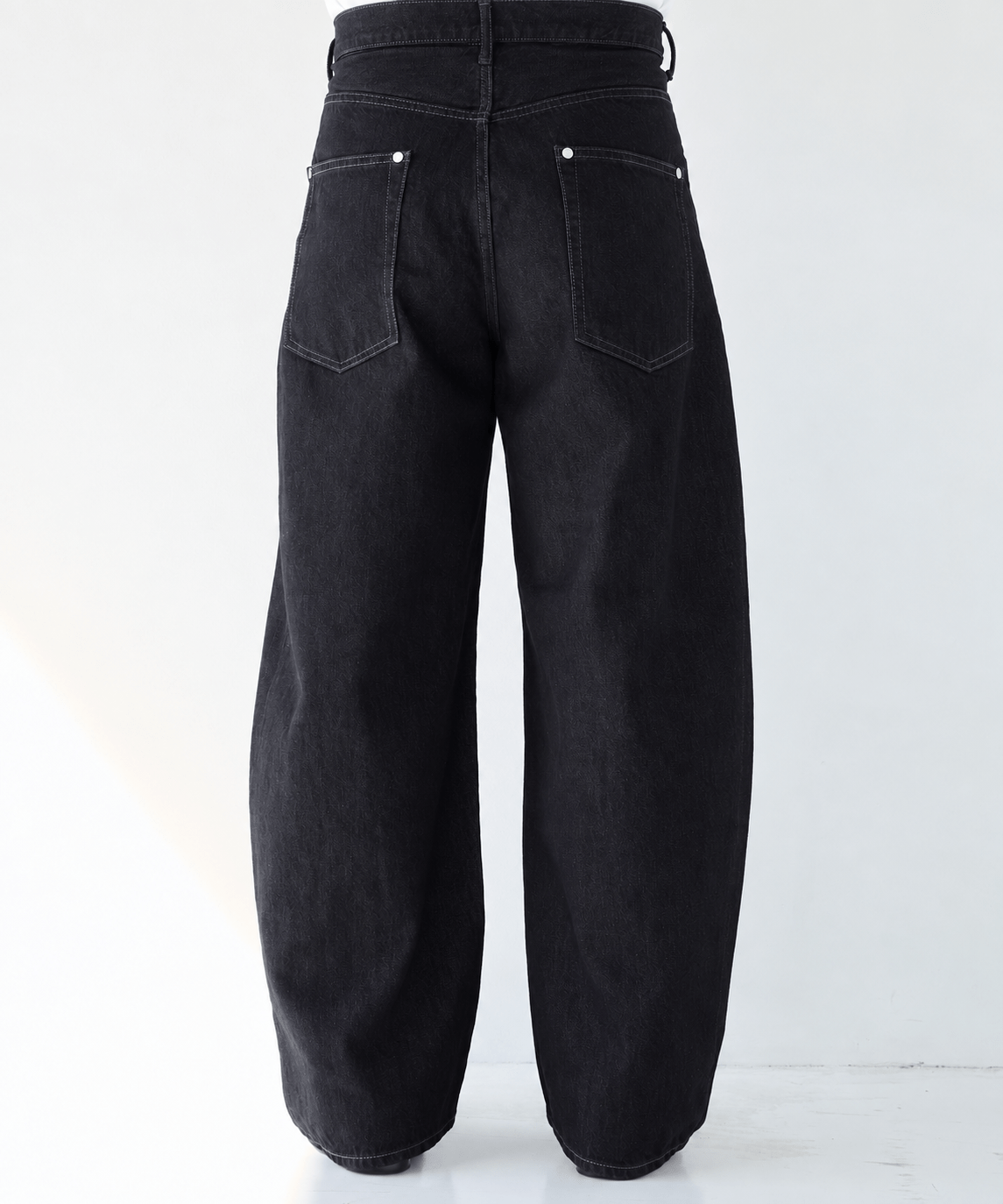 Barrel Denim pants STUDIOUS