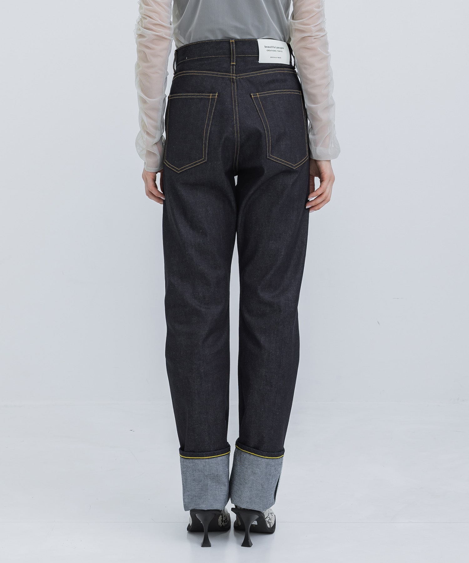selvedge denim woman fits beautiful people