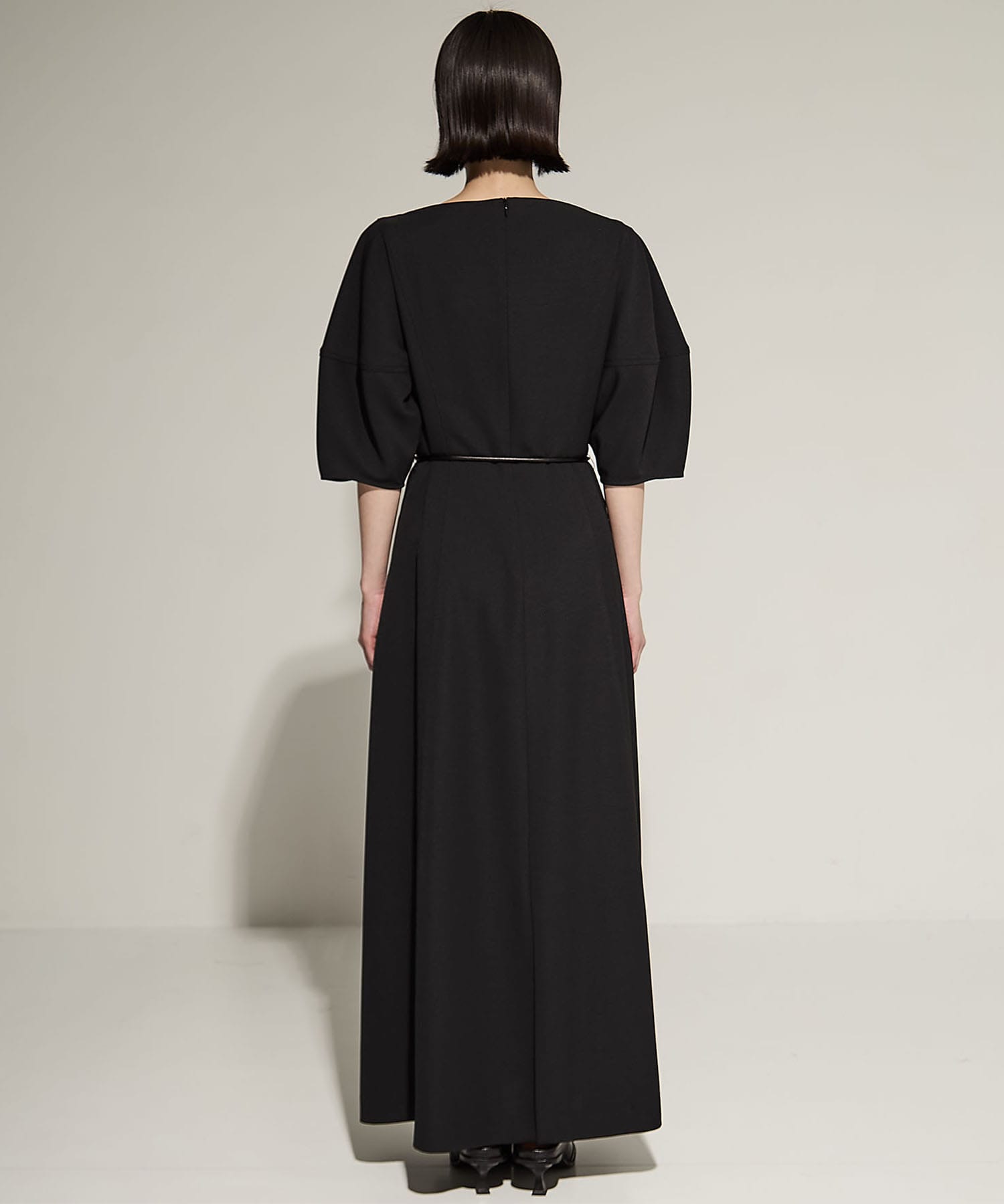 Sesilia lantan sleeve dress BK AKIRANAKA