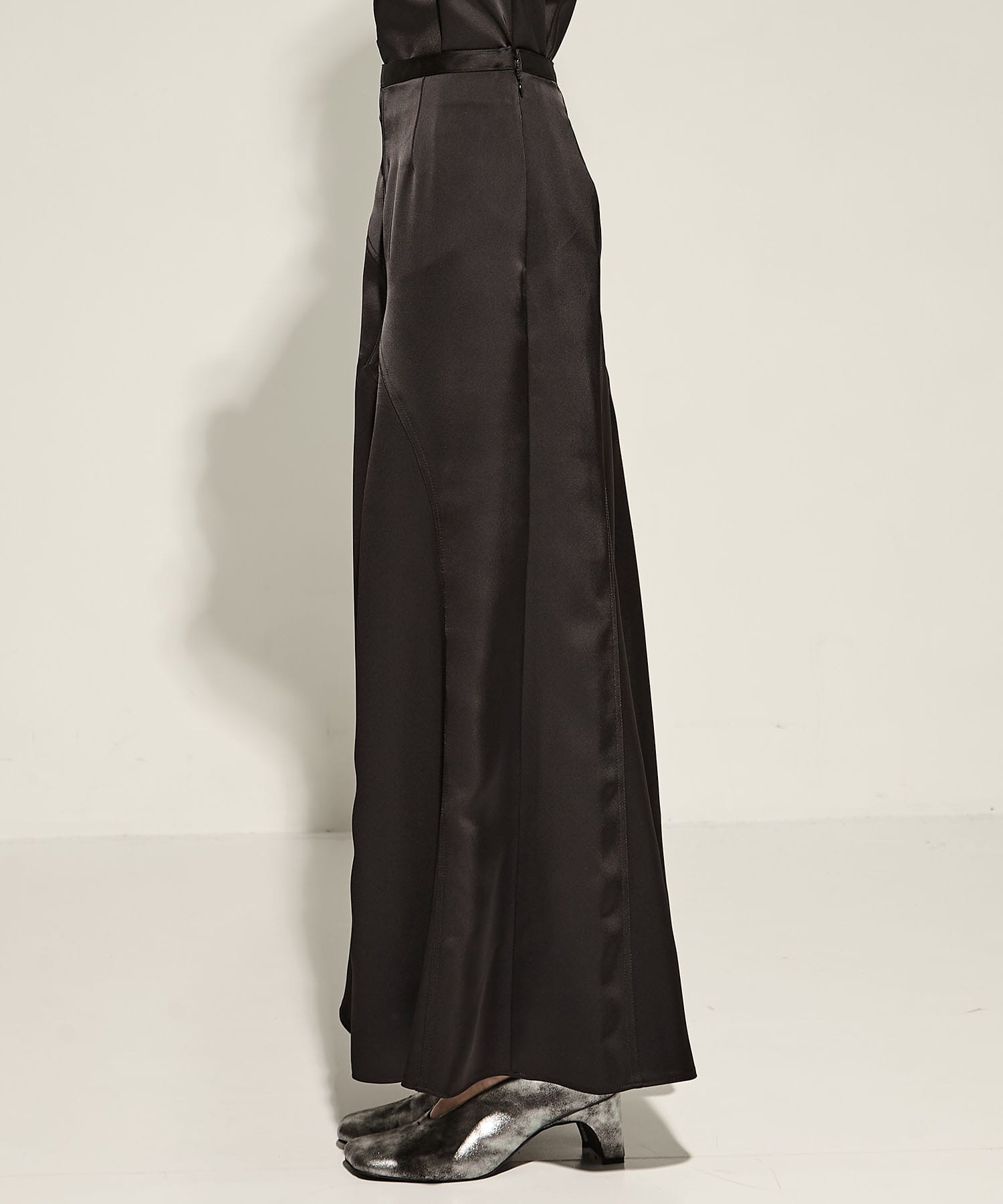 Stretch Satin Skirt STUDIOUS