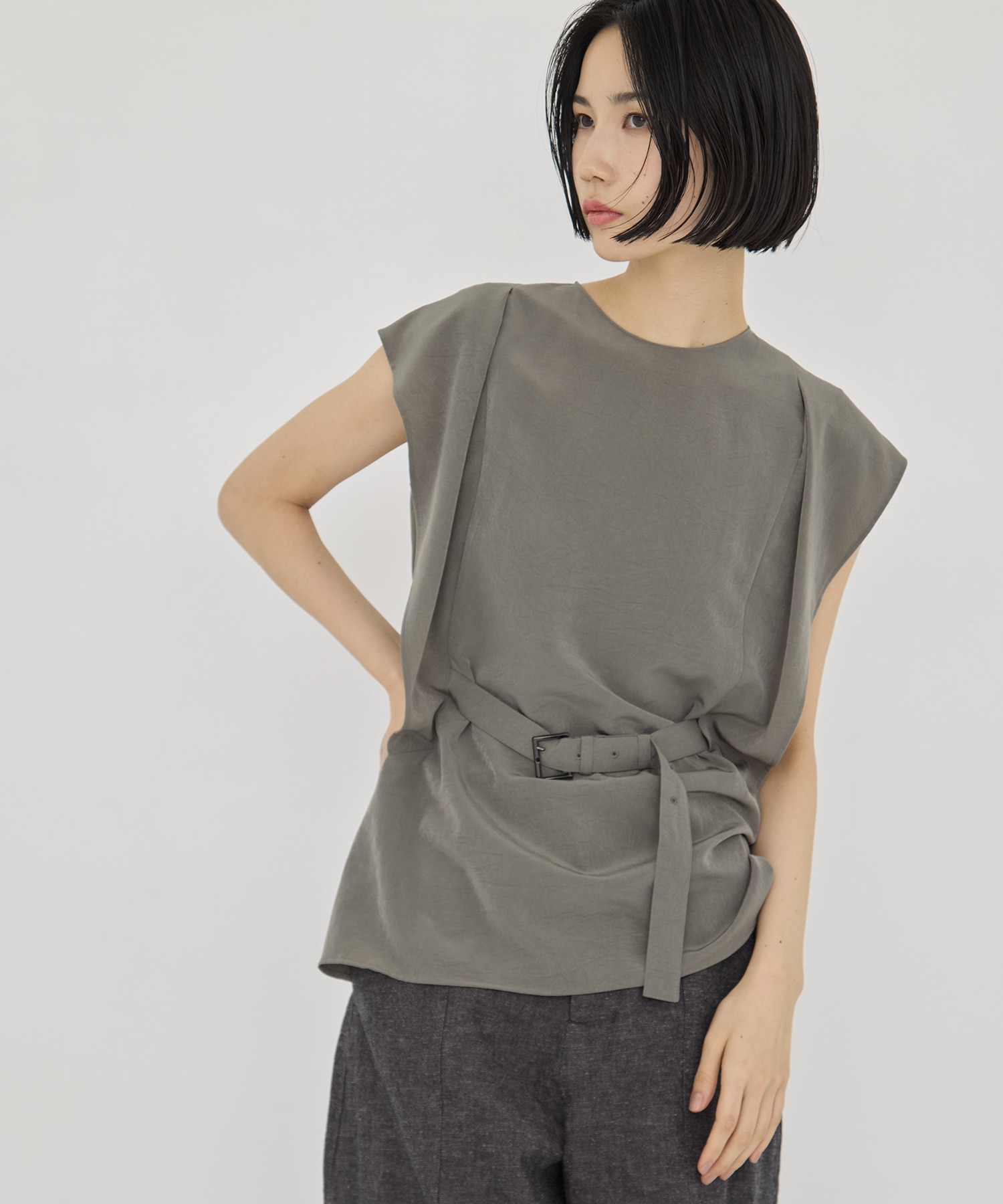 Janna drape sleeve pullover AKIRANAKA