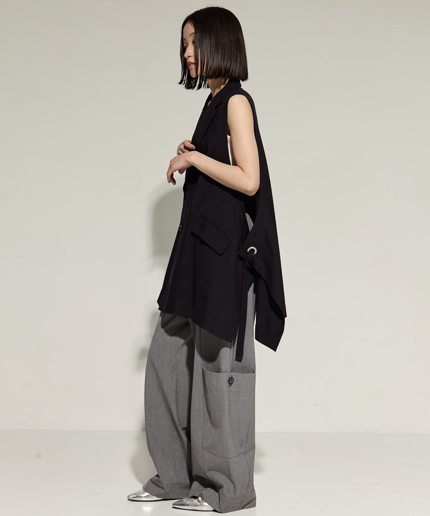 Barrel Leg Cargo Trousers STUDIOUS