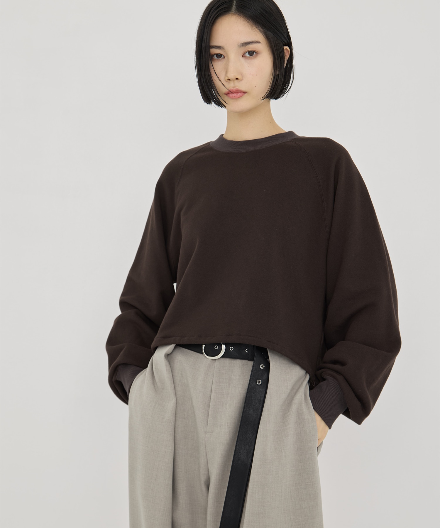 DRAWSTRING GATHER SLEEVE SWEAT SHIRT STUDIOUS