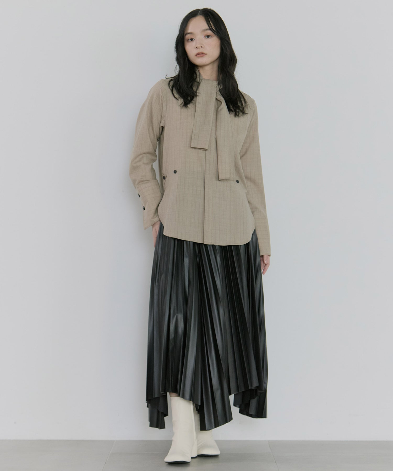 Waist Tucked Wool Shirt STUDIOUS