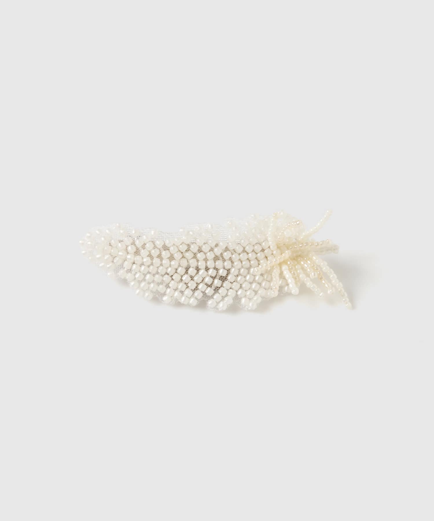 feather beads barrette (right) tanakadaisuke