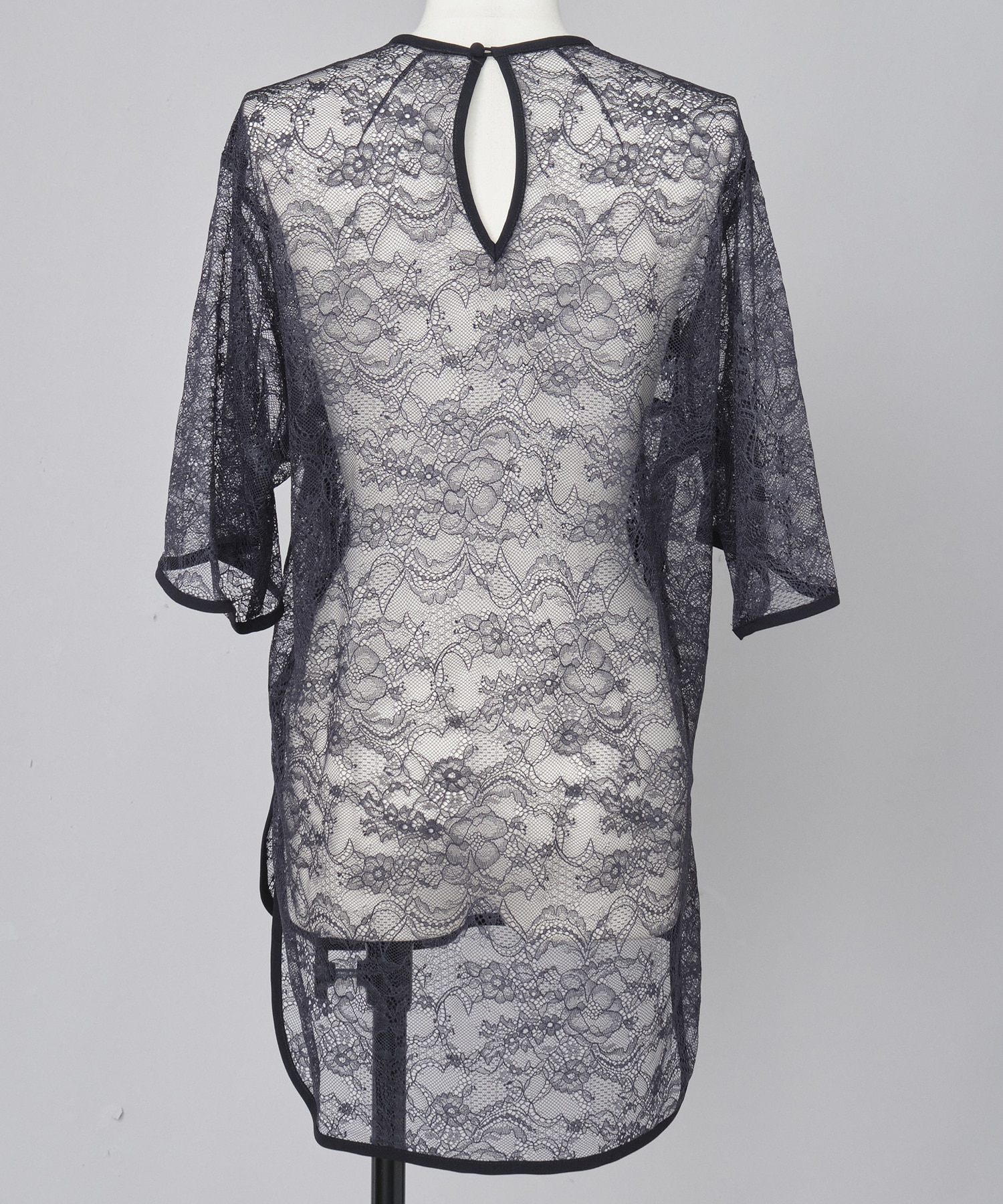 Raschel Lace Embroidered Top Mame Kurogouchi