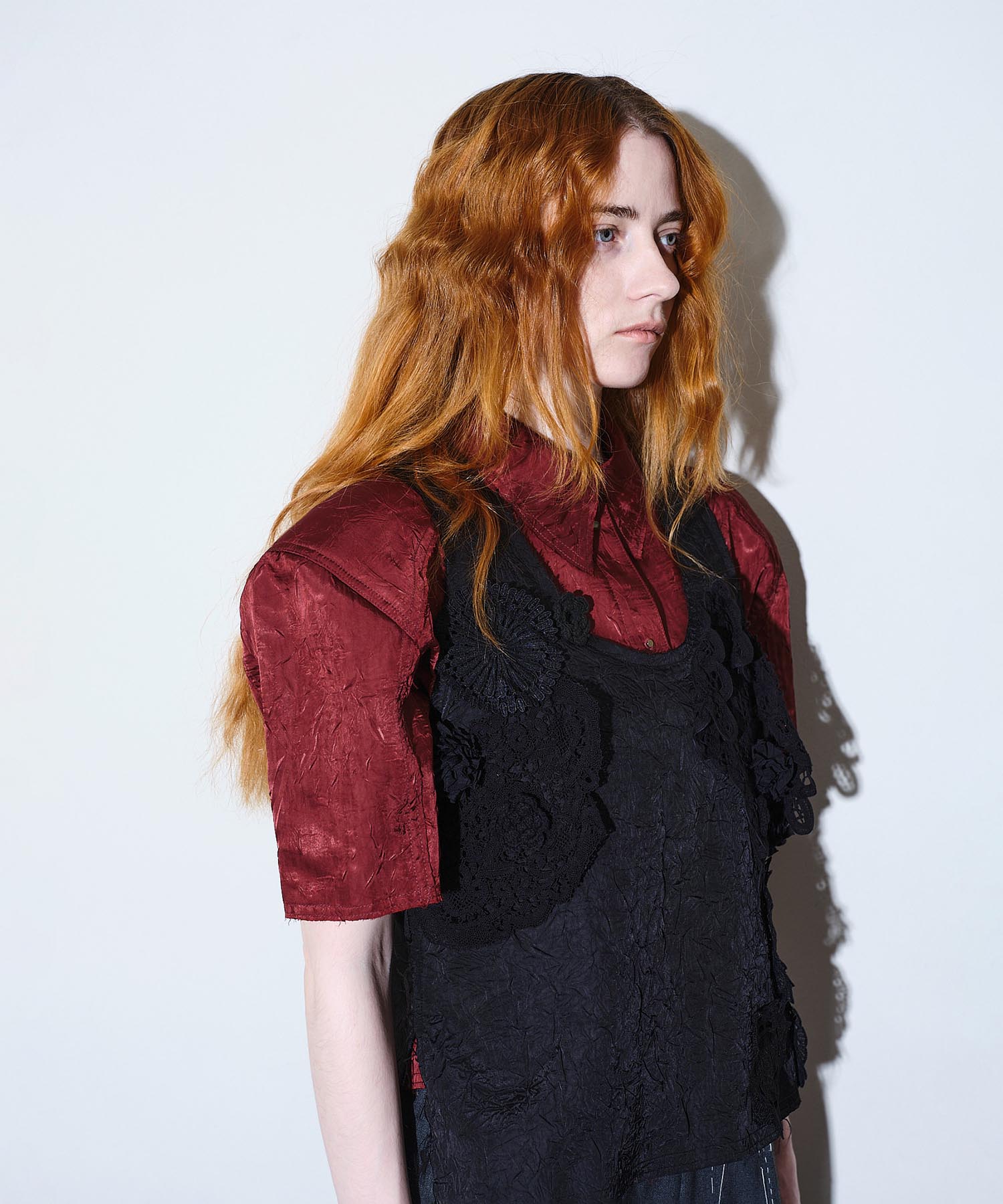 Darning motif tops HEELAL