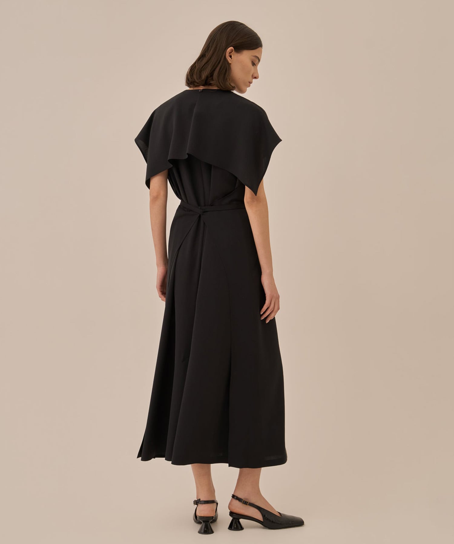 Selina back cape dress AKIRANAKA