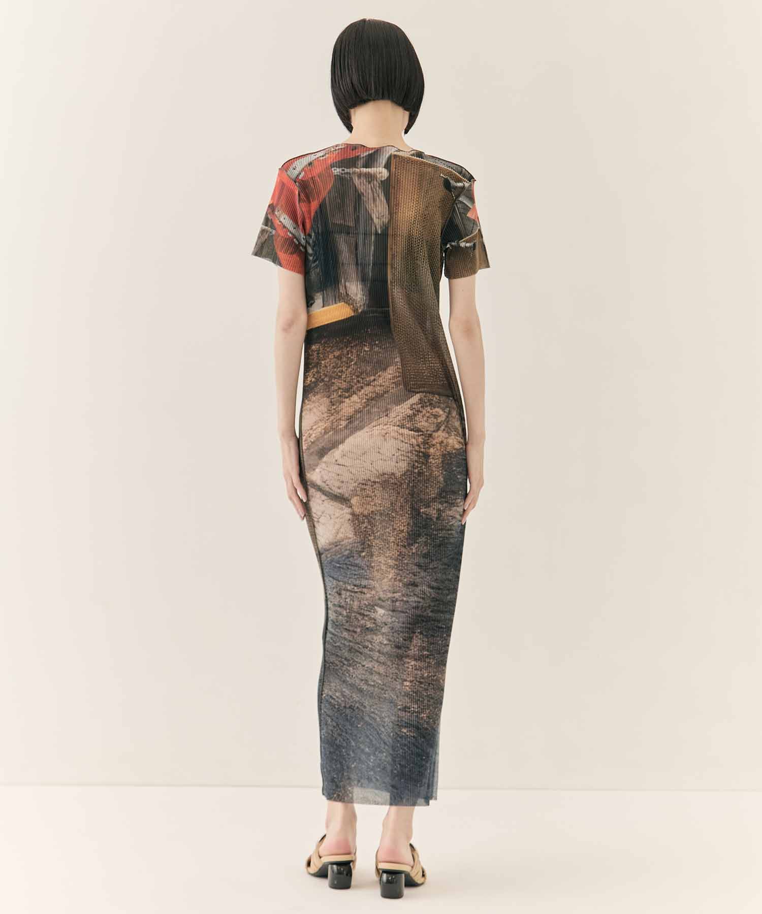SHEER GRAPHIC DRESS SHORTSLEEVE kotohayokozawa