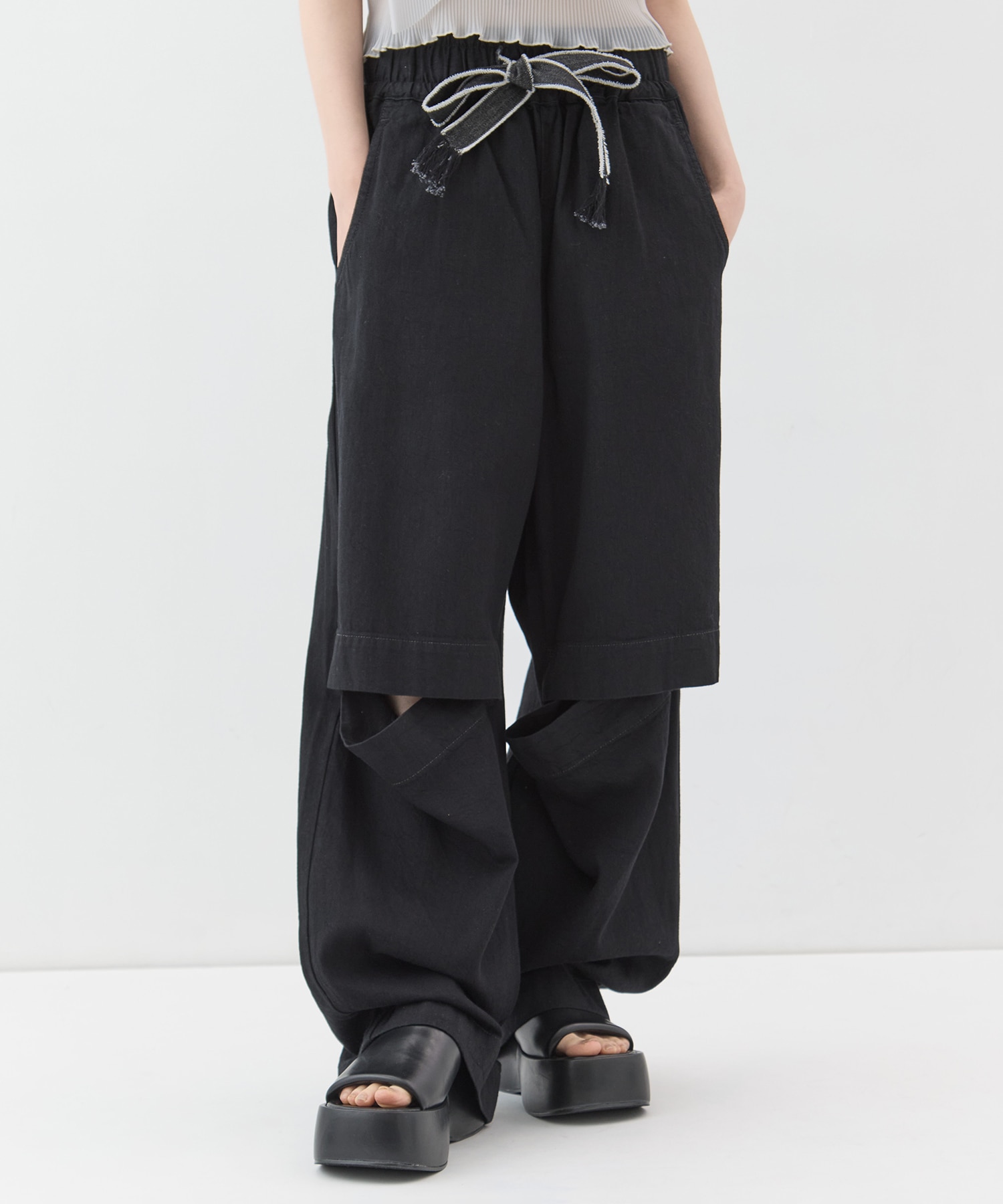 別注Relaxed open knee LIVINGTONE